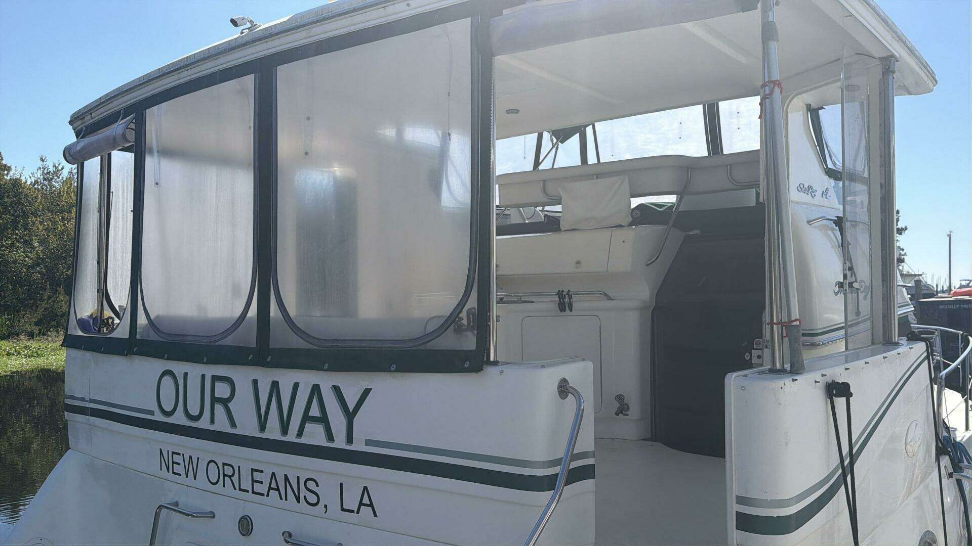 2000 Sea Ray 380 Aft Cabin - 22