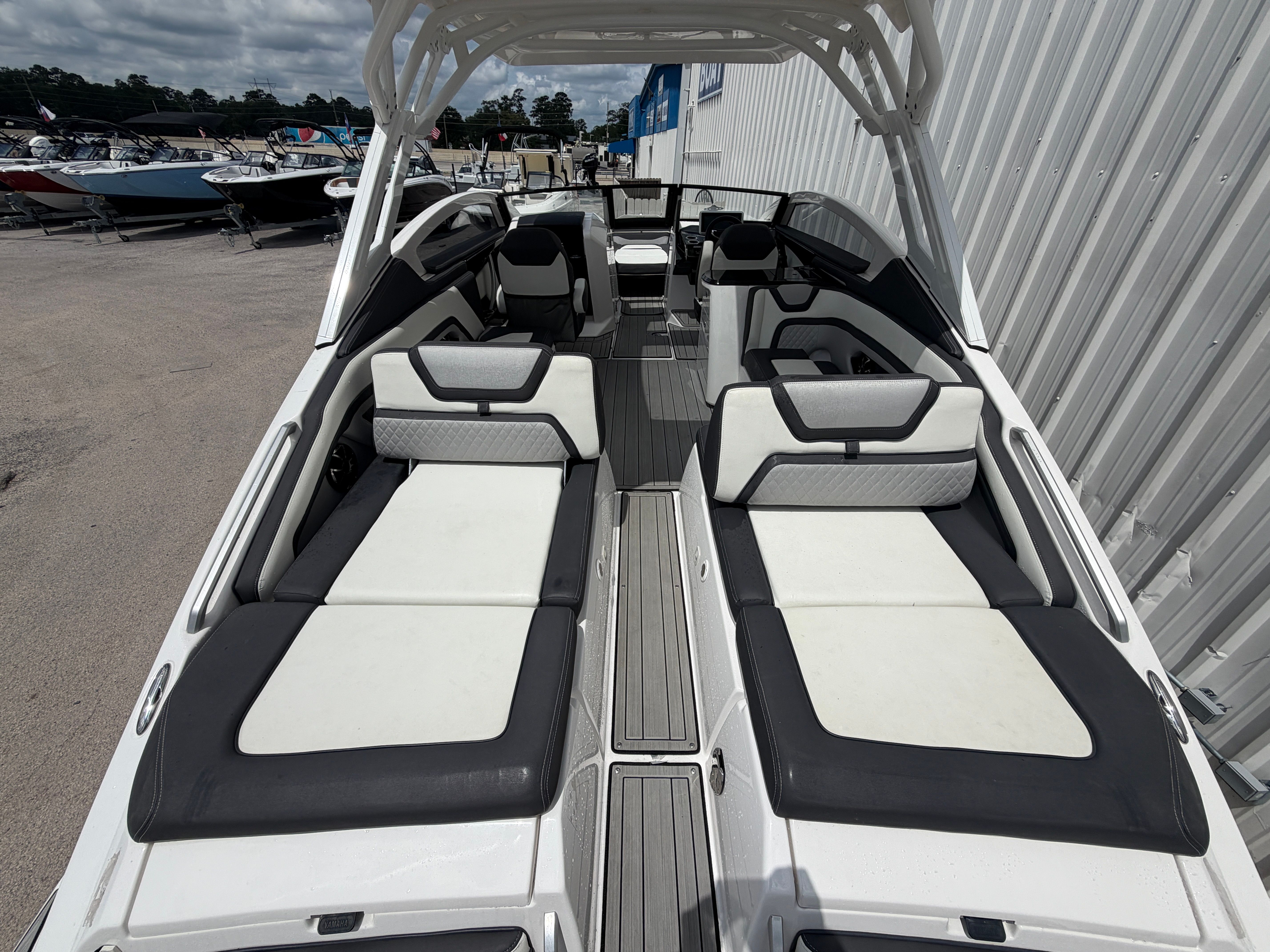 2023 YAMAHA 275 SDX - Image 6