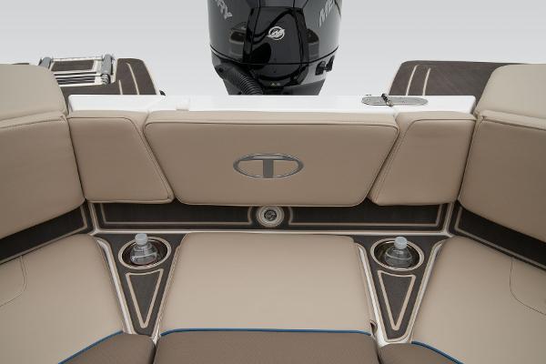 2026 Tahoe 210 S - 50