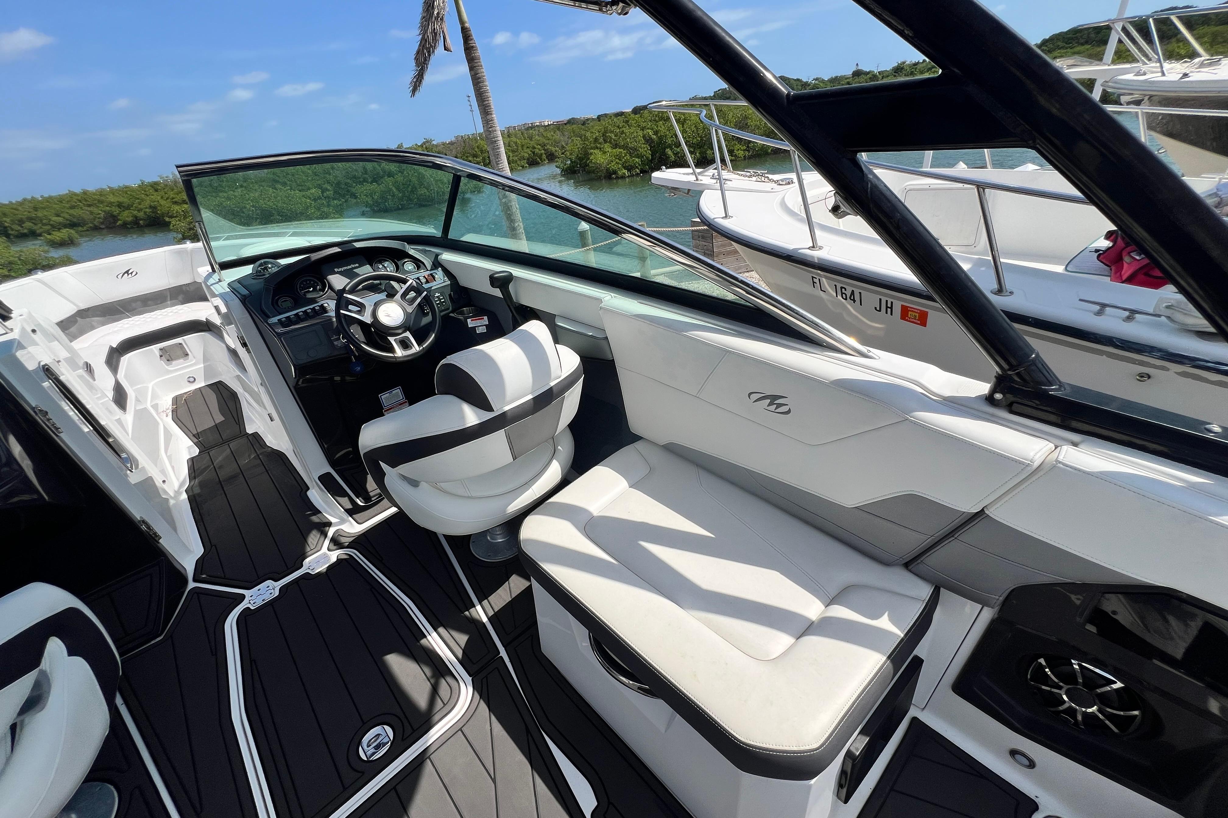 Interior of a 2015 Monterey 268SS Super Sport boat.