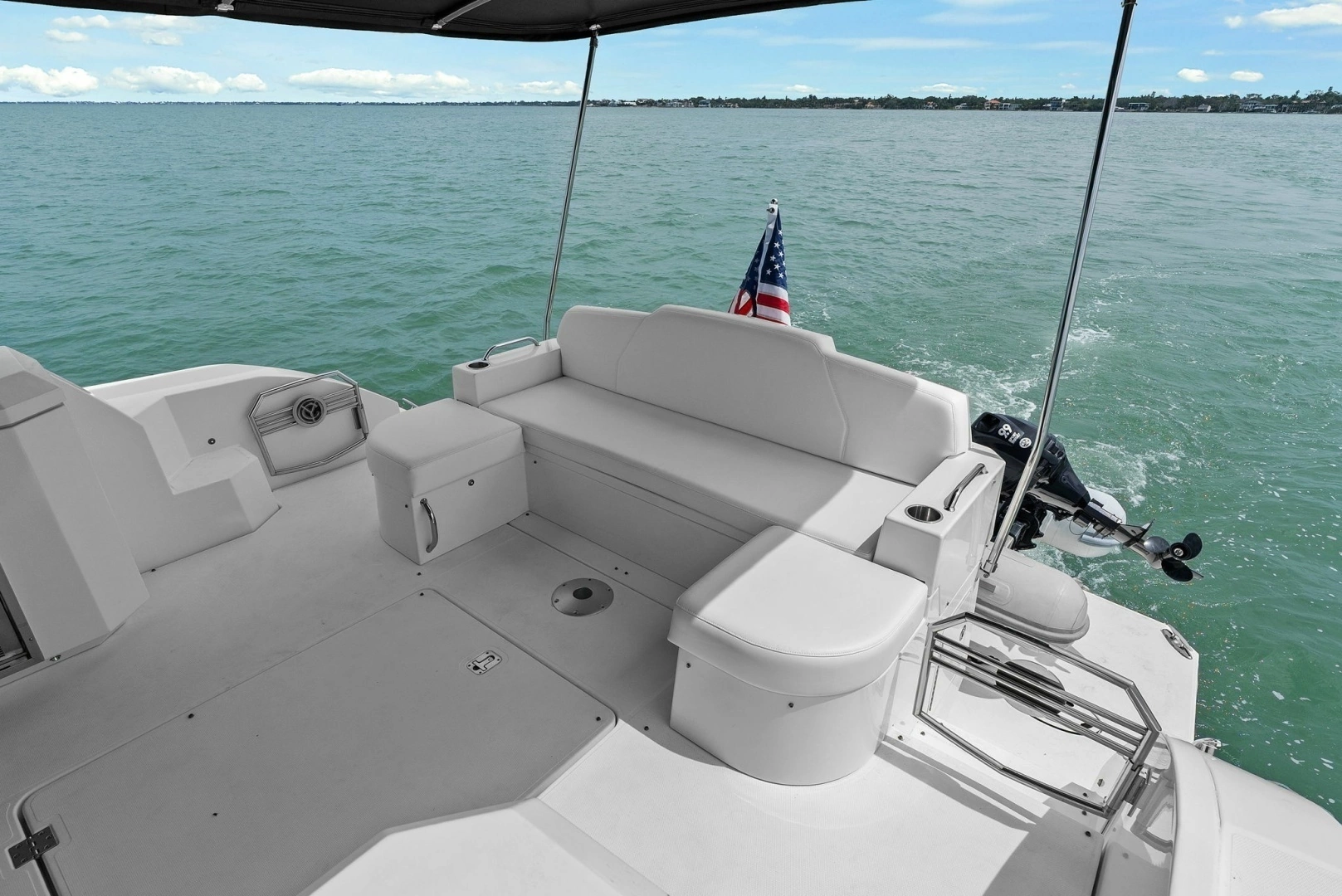 2014 Cruisers Yachts 48 Cantius - Image 47