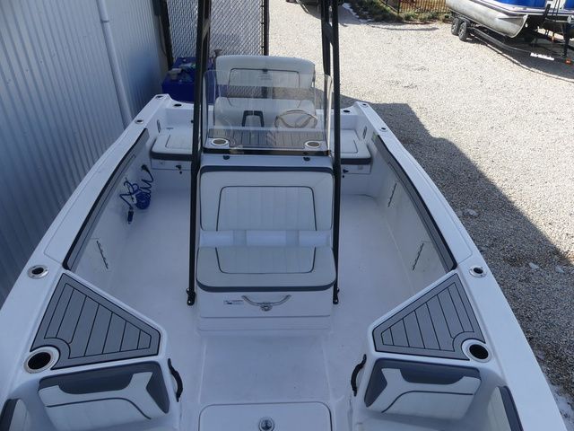 2020 Yamaha Boats 210 FSH Deluxe - 12