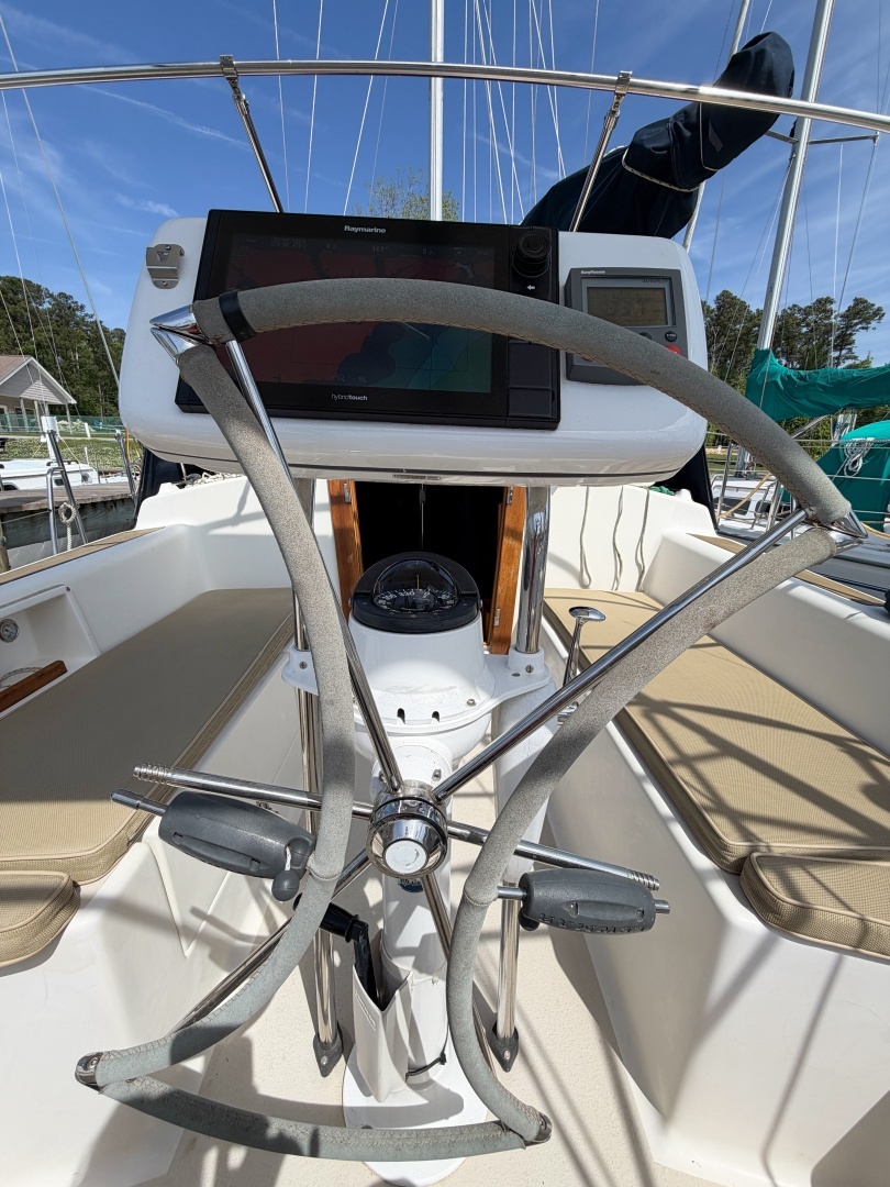 2001 Caliber 40 LRC - Image 29