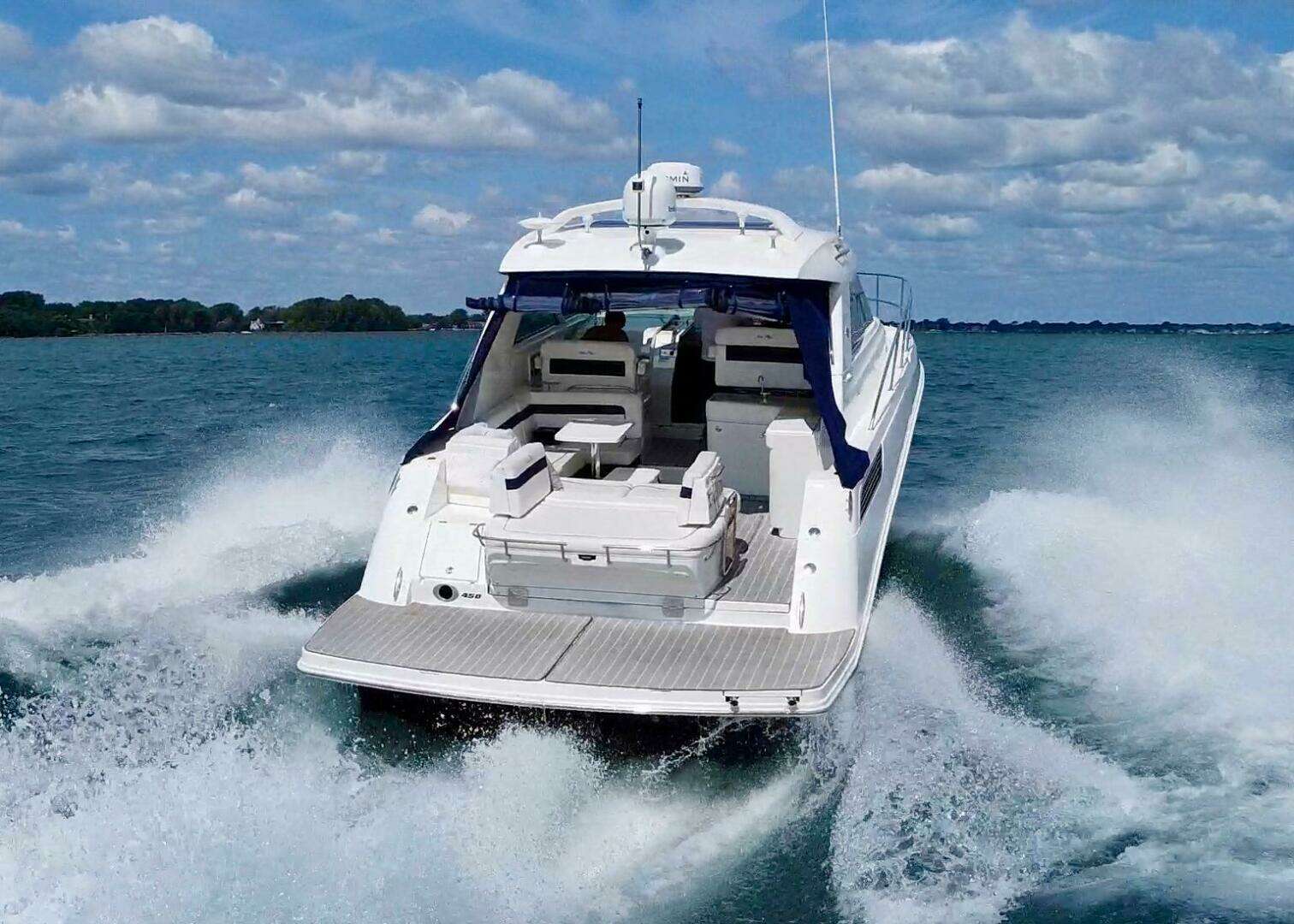 2010 Sea Ray 450 Sundancer - Image 5