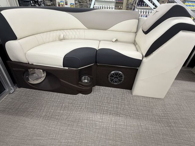 2025 Tahoe LTZ 2185 QL - 6