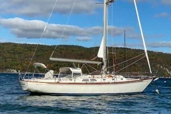1987 Hinckley Sou'wester Sloop C/B