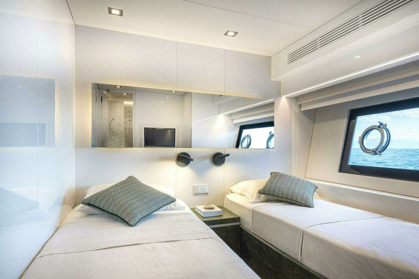 2019 SES Yachts — - Image 19
