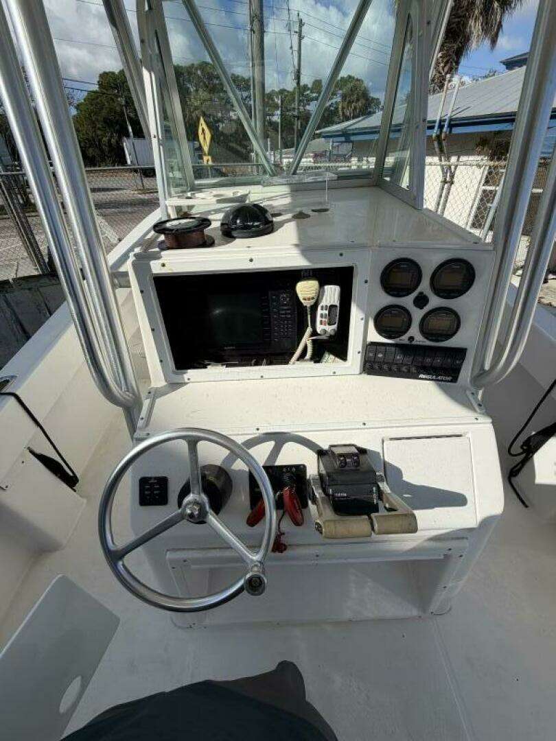 2004 Regulator — - Image 11