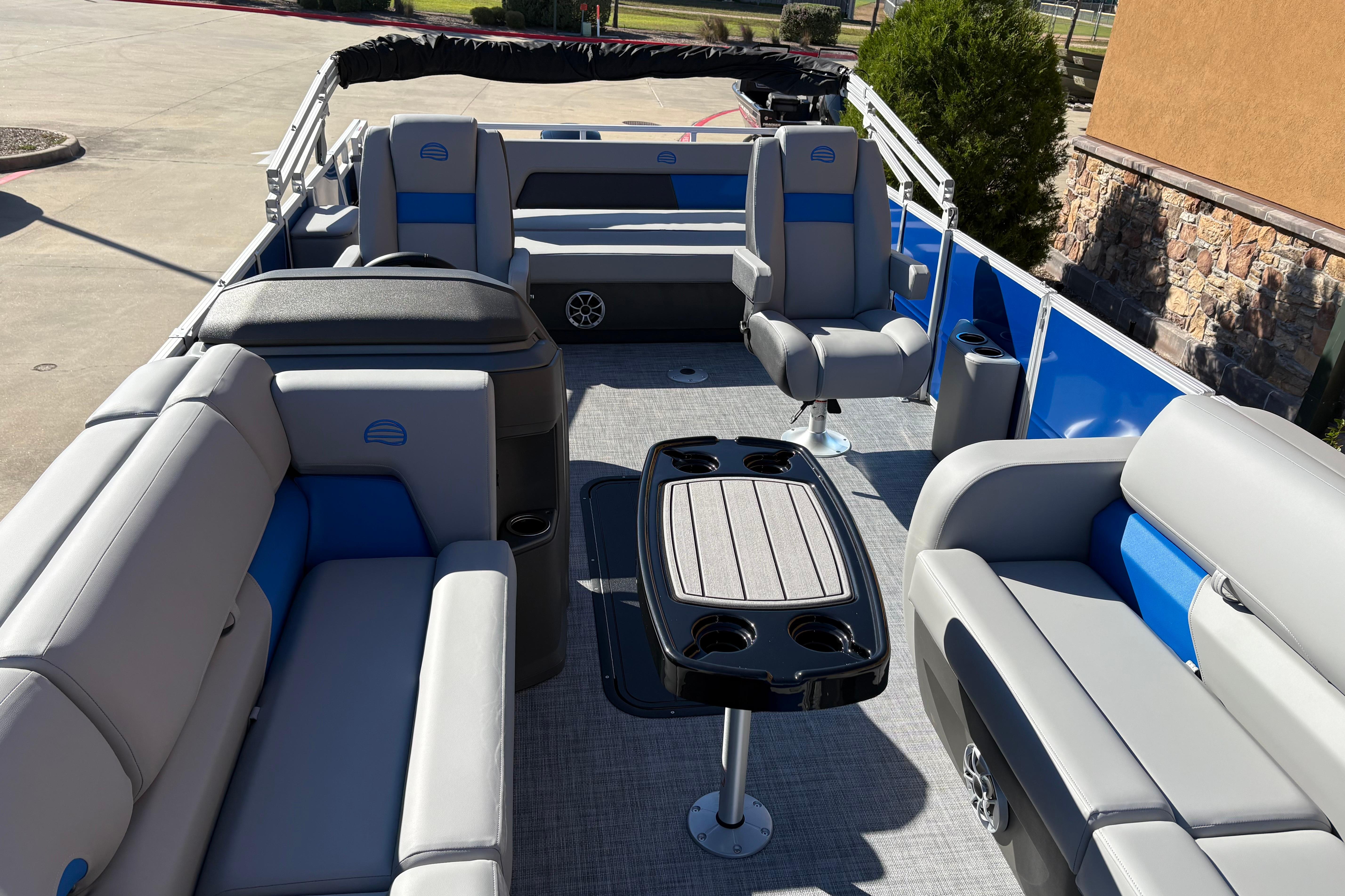 2026 Sun Tracker Party Barge 22 RF XP3 interior with spacious seating and modern design.