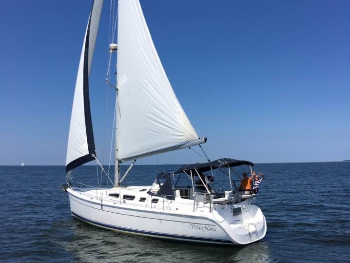 2005 Hunter 41 Aft Cockpit