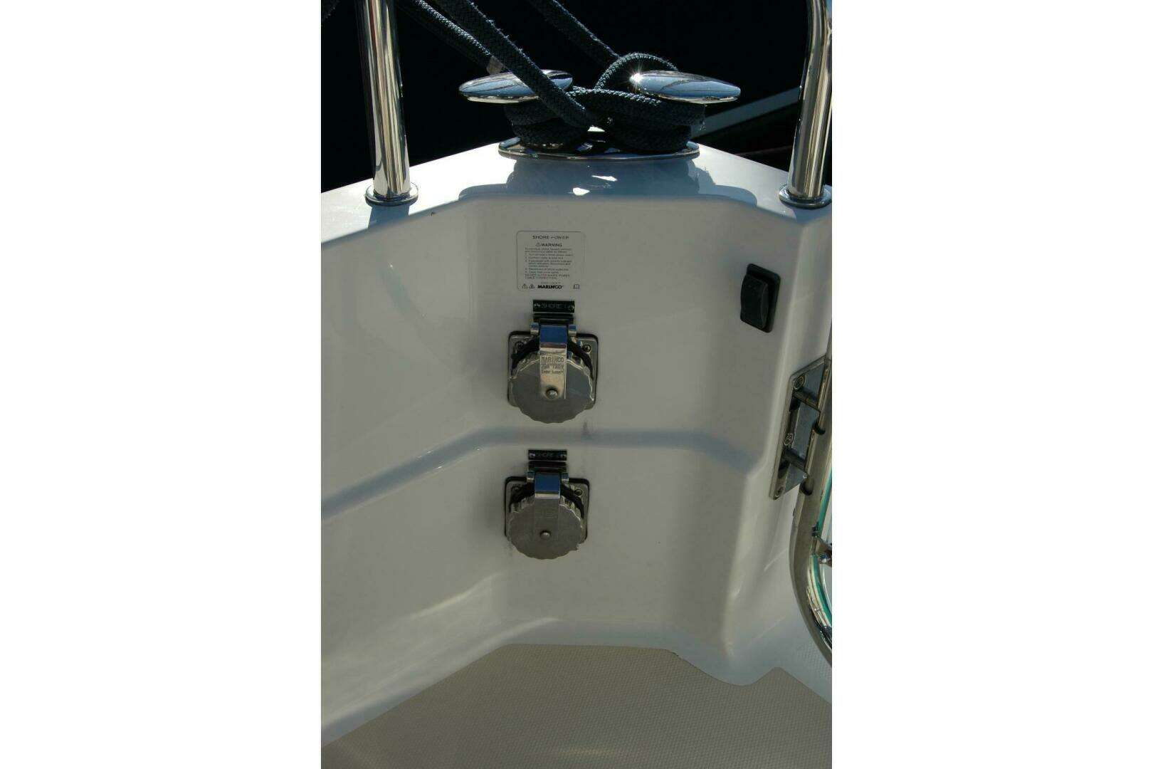 2019 Sabre 38 Salon Express - Image 48