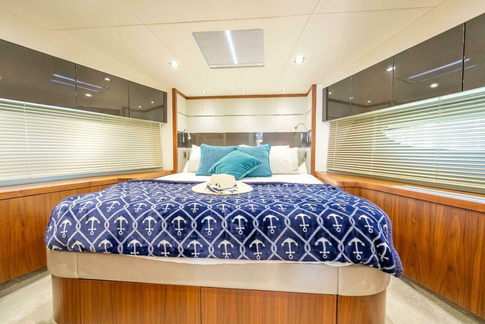 2018 Sunseeker Predator 57 - Image 78