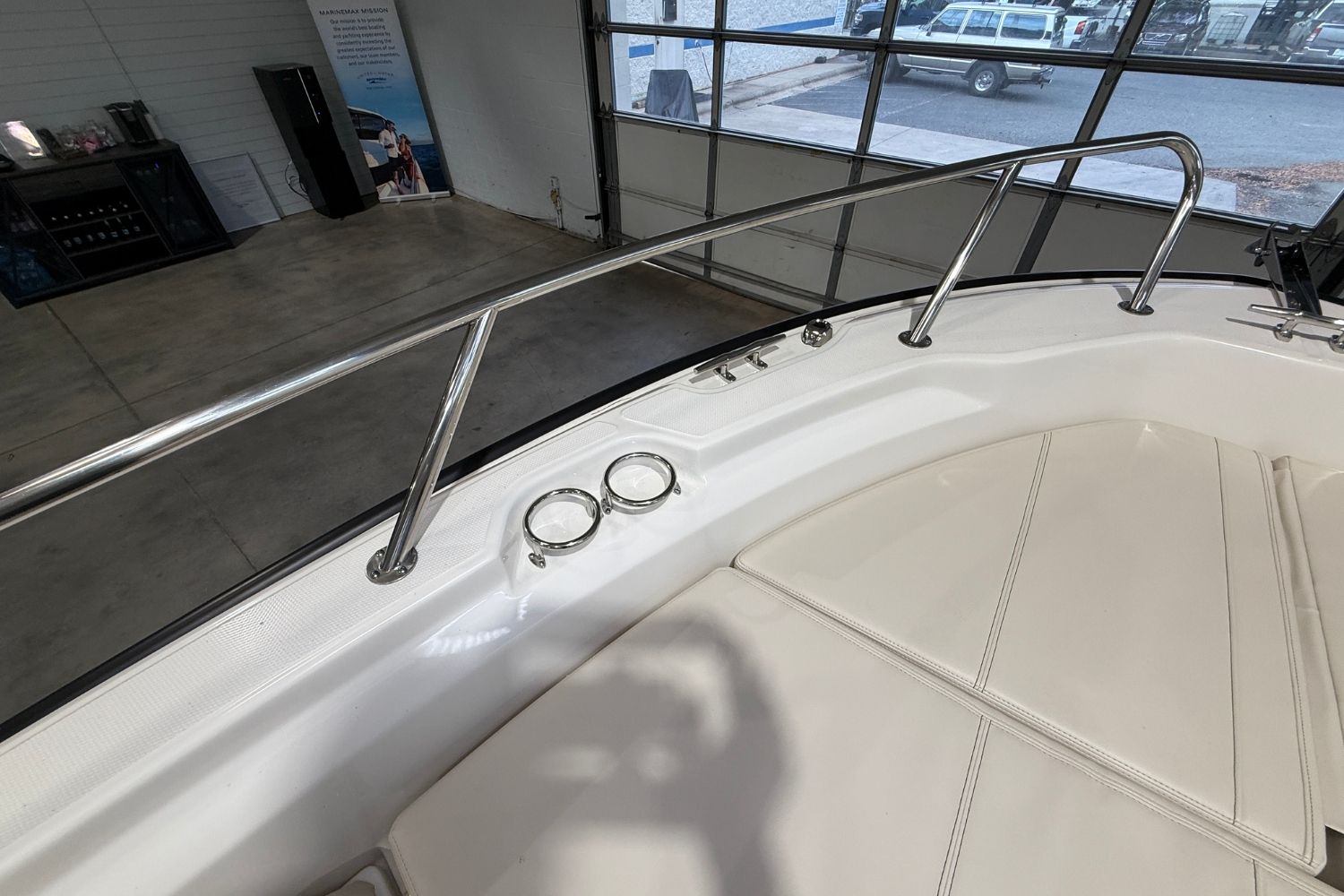 2026 Boston Whaler 250 Dauntless - 23