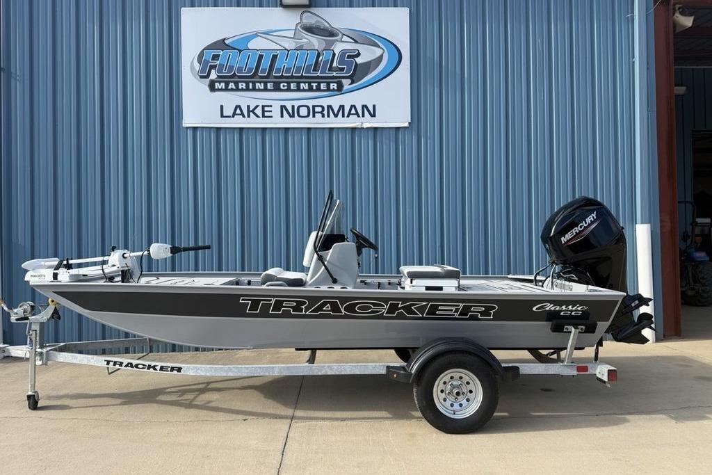 2026 Tracker Bass Tracker Classic CC