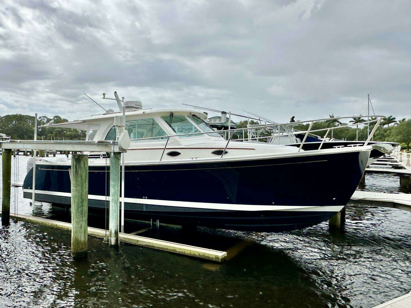 2022 Back Cove 34O - Image 4