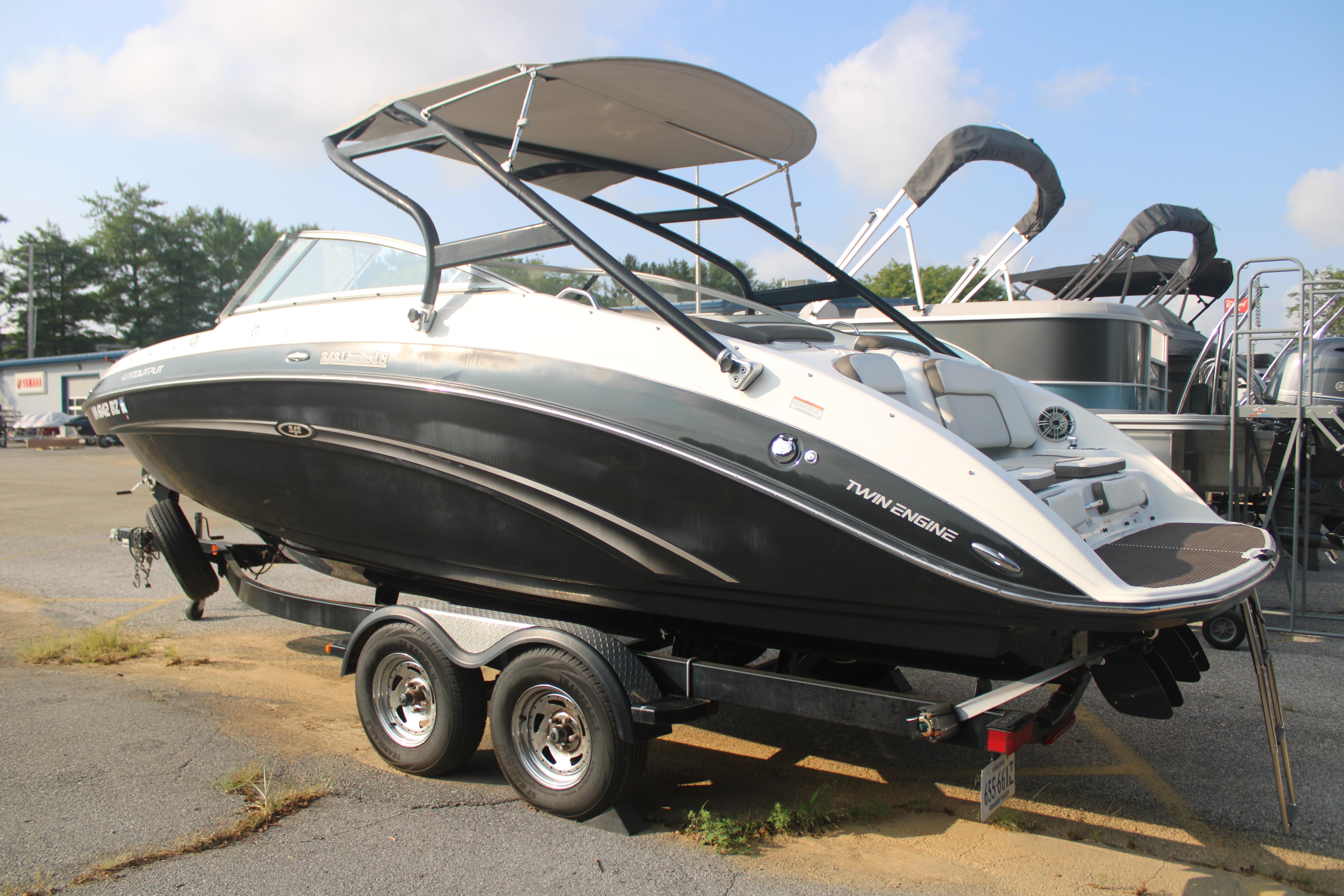 2013 Yamaha Boats 242 Limited S on trailer, twin engine, outdoor display.