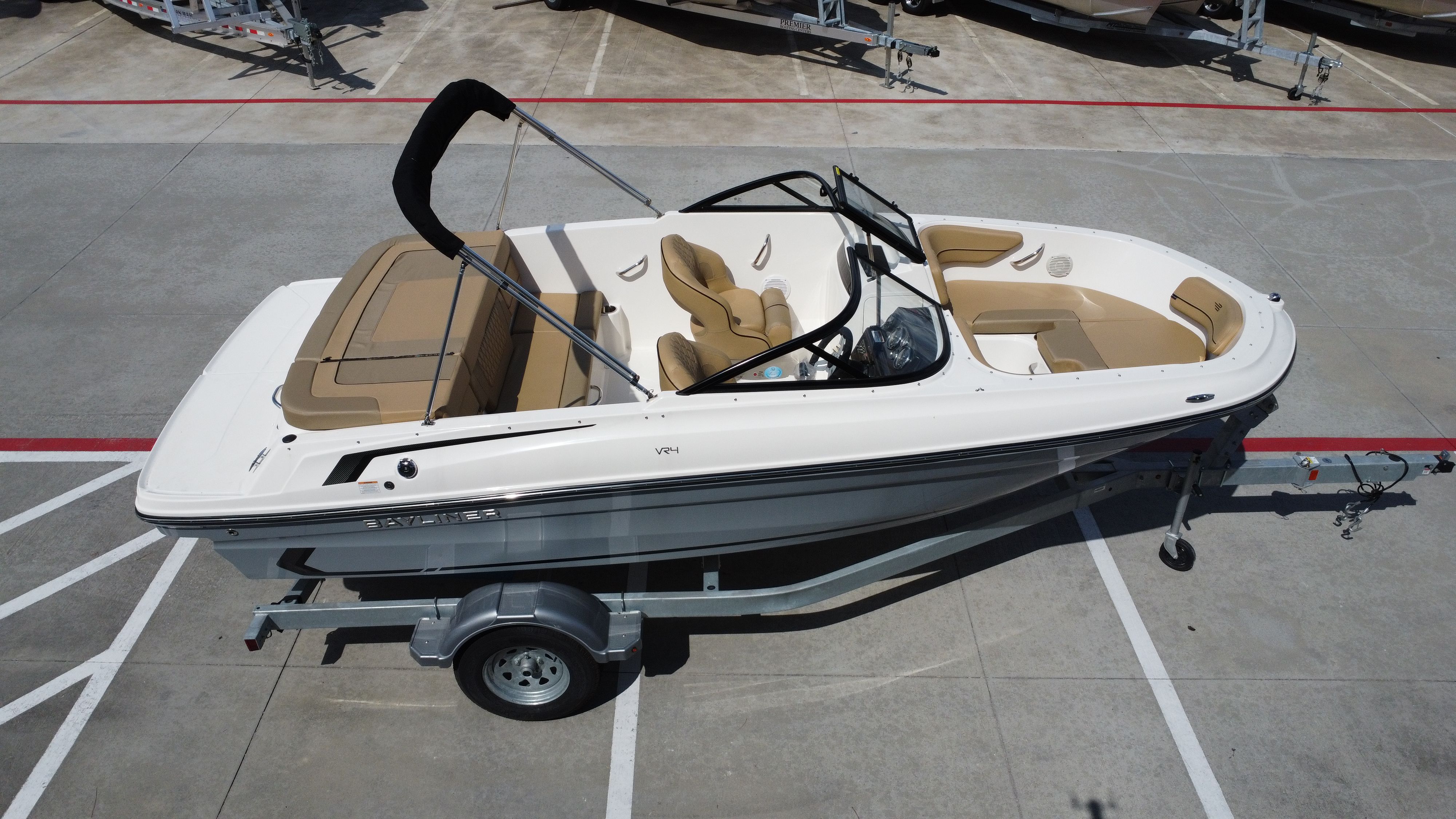2024 Bayliner VR4 - 12