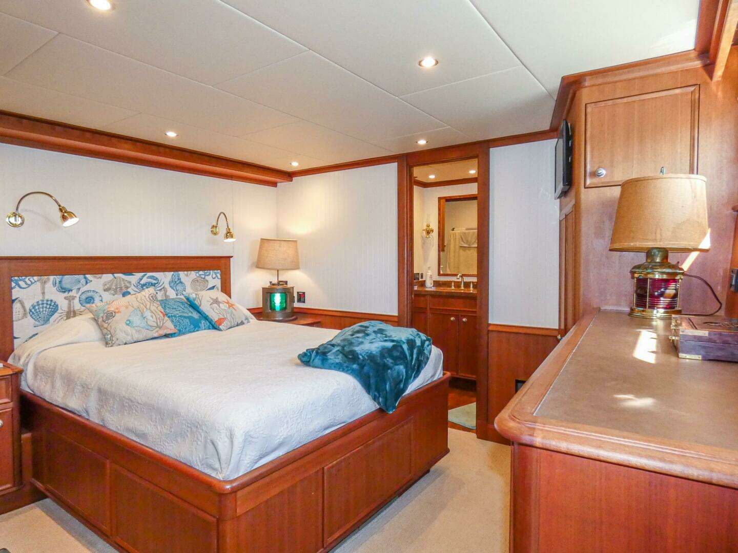 2017 Northern Marine Expedition Motor Yacht - Image 58