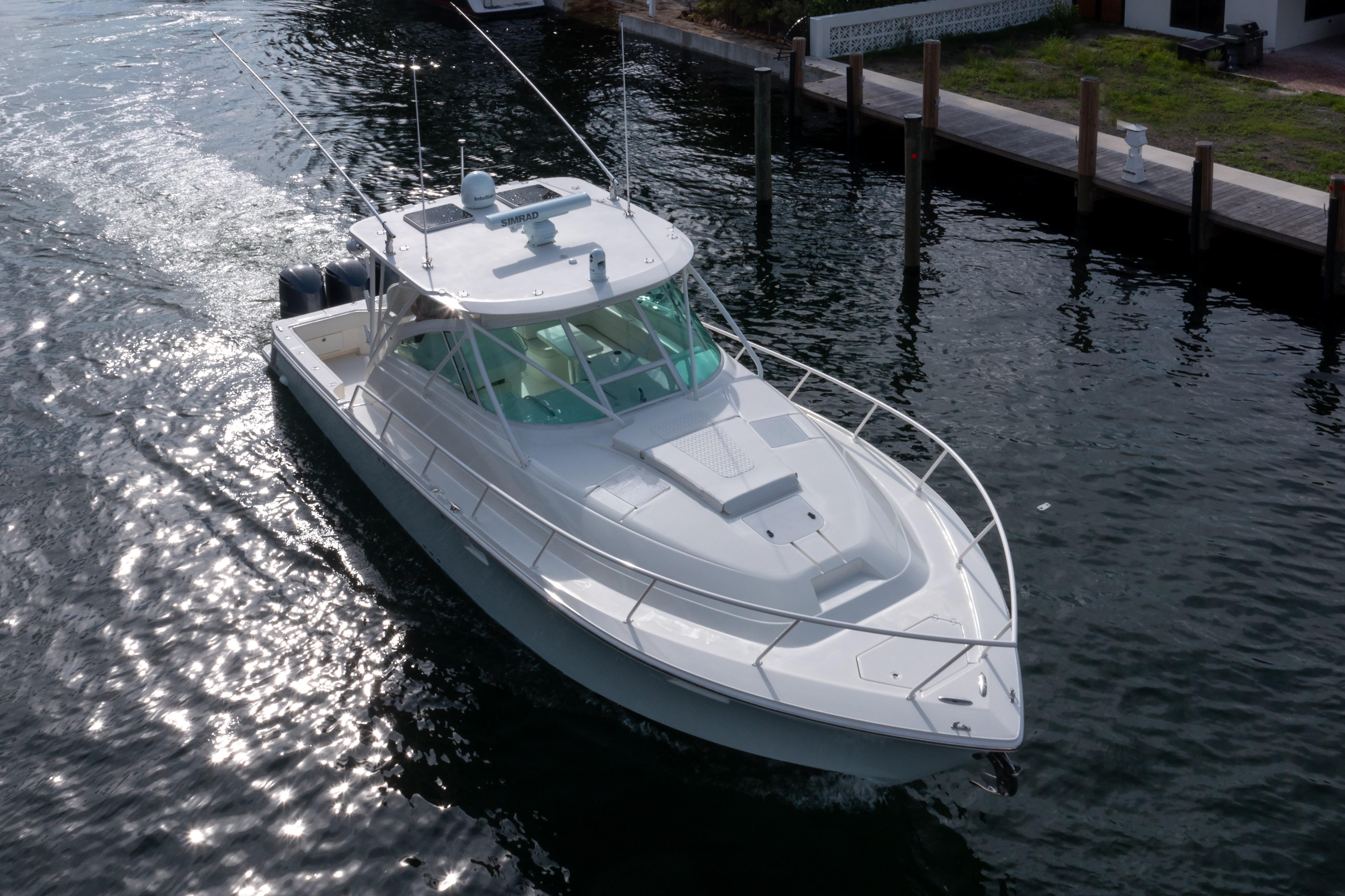 2011 SeaVee 430 Sportfish Express
