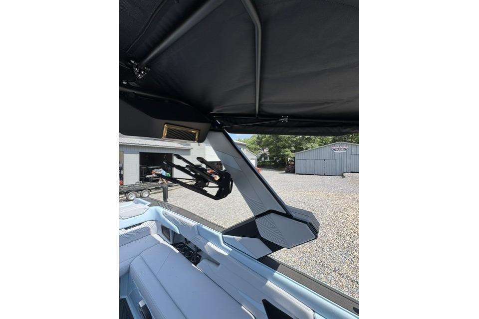 2026 MasterCraft XStar 25 boat interior with sleek design and advanced features.