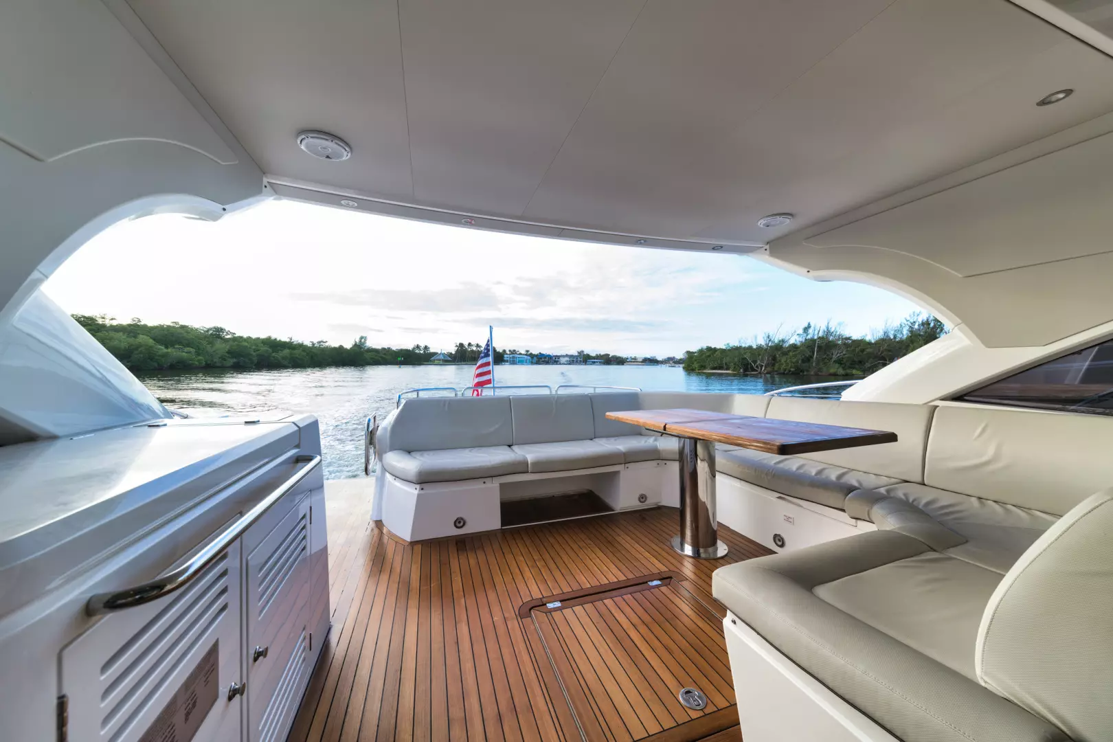 2017 Sunseeker Predator - Image 28