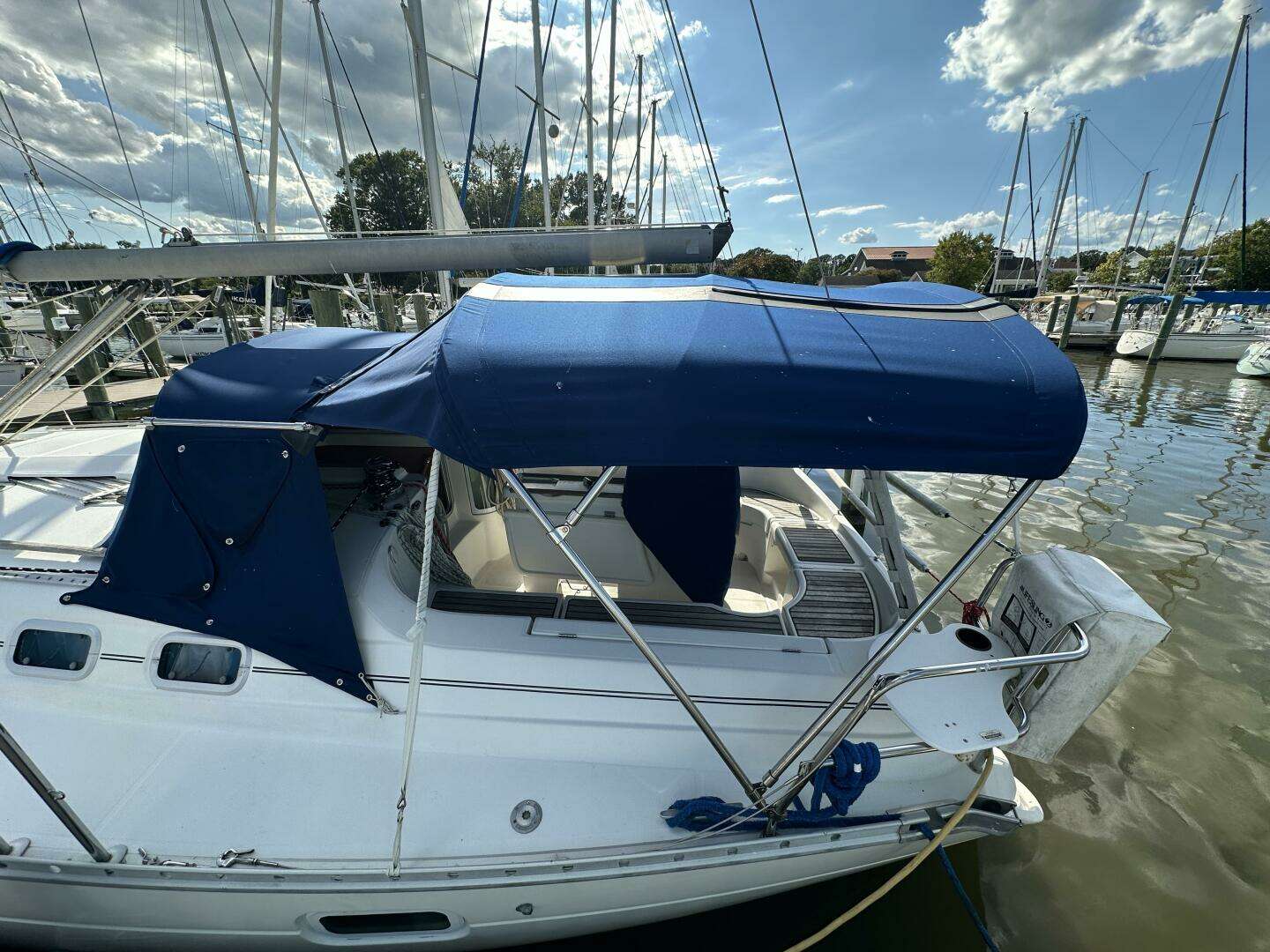1999 Beneteau — - Image 5