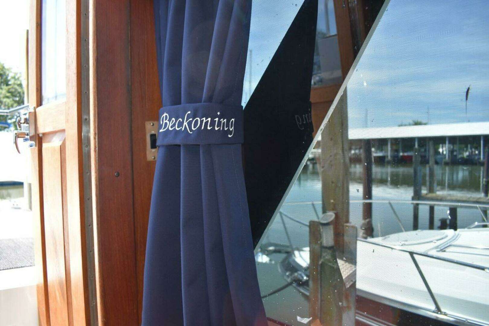 1985 Marinette 39 Double Cabin - Image 39