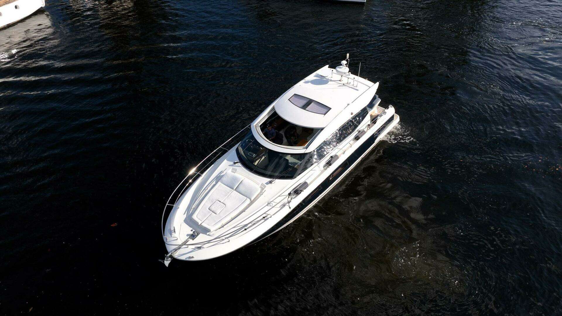 2013 Prestige 500 S - Image 84