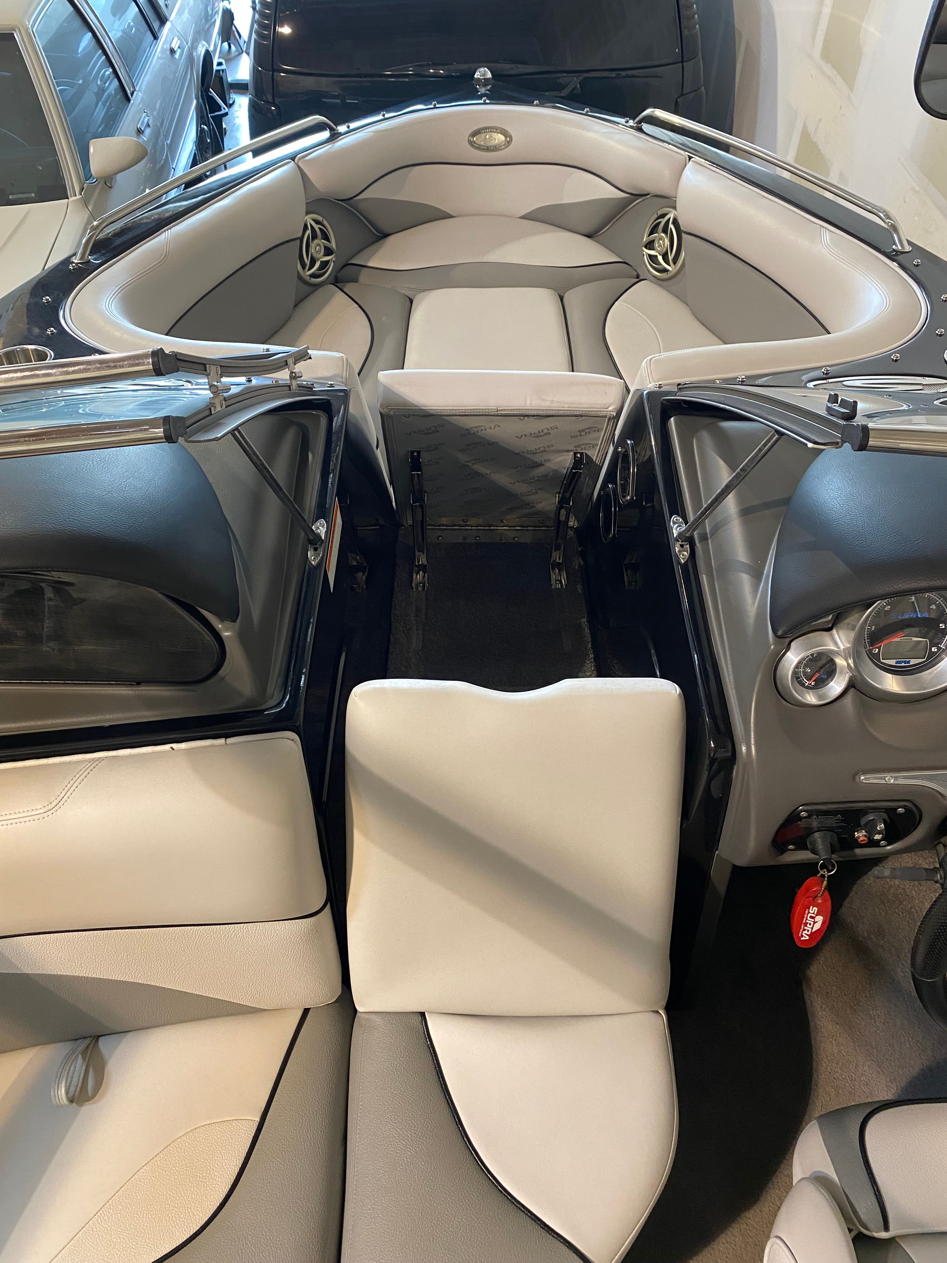 2008 Supra Launch 22 SSV - 26