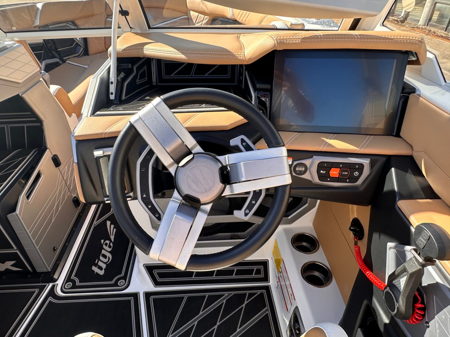 2024 Tigé Ultré 25ZX - 13