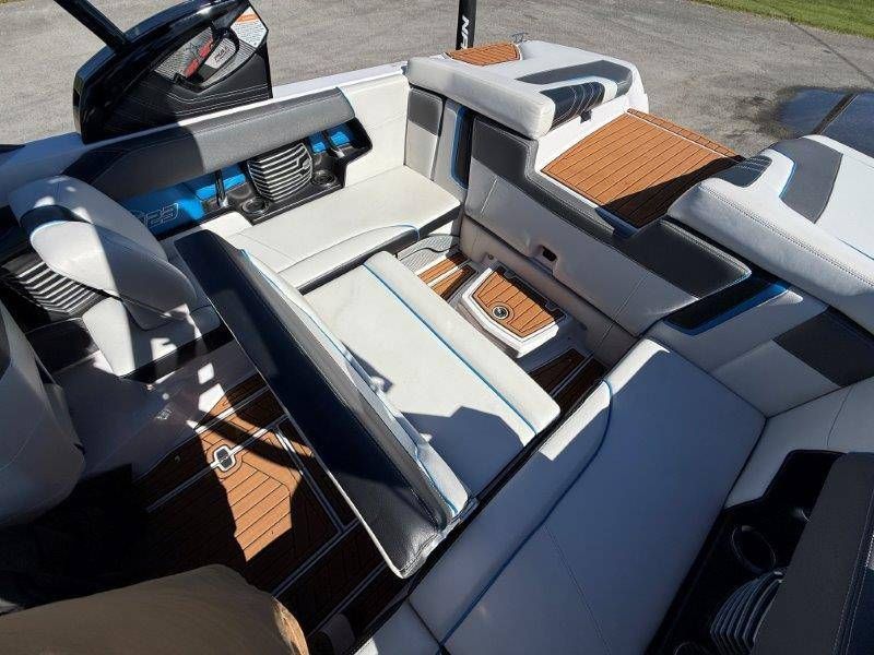 2015 Nautique G23 - 33