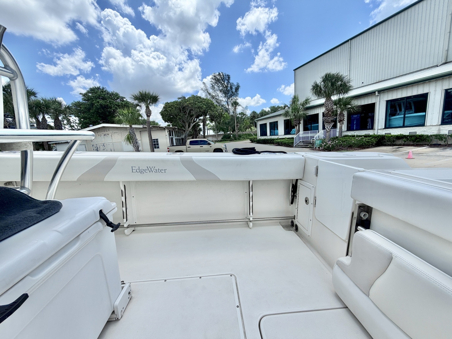 2013 Edgewater 318 CC - Image 14