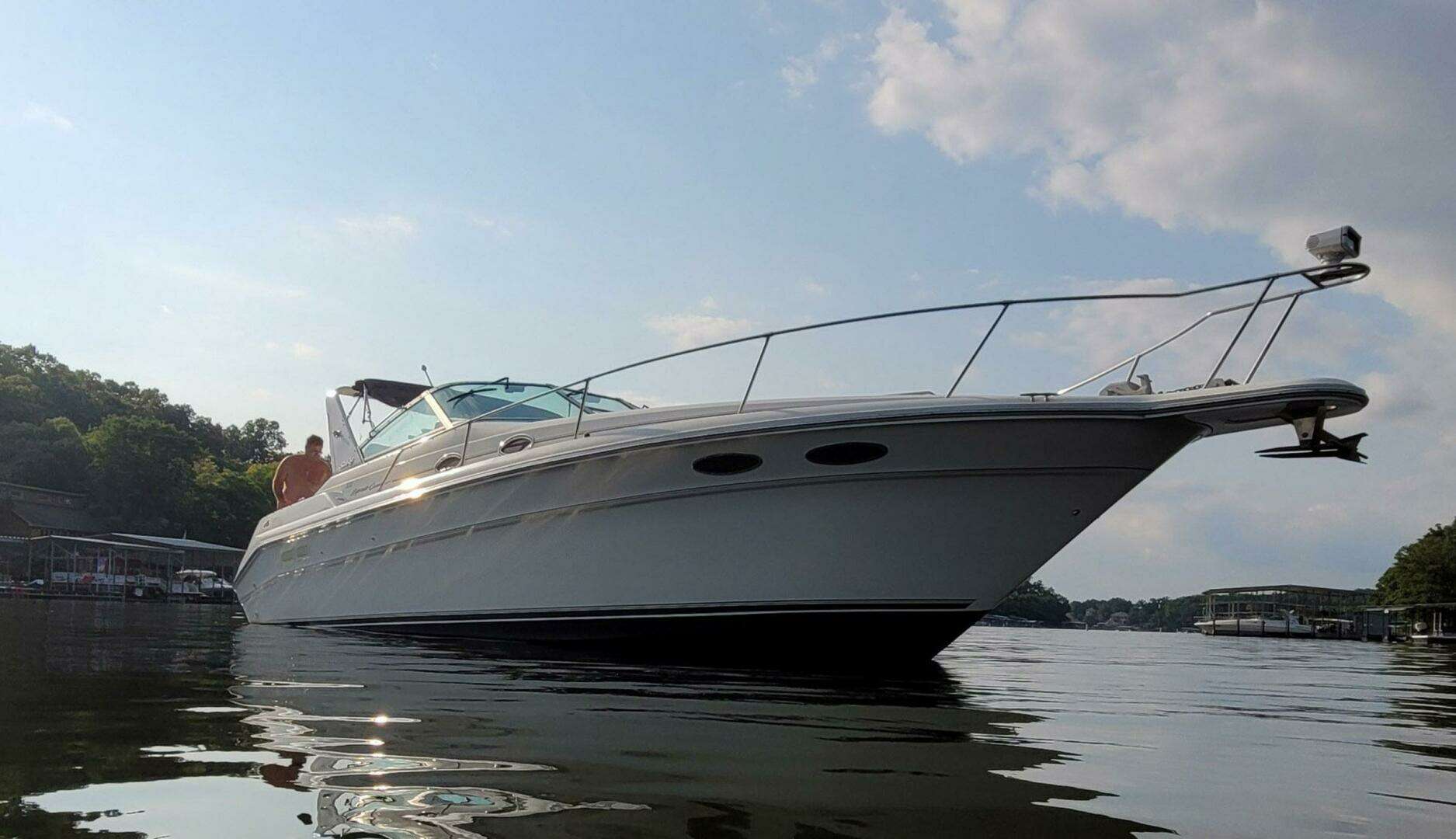 1994 Sea Ray 330 Express Cruiser - Image 28