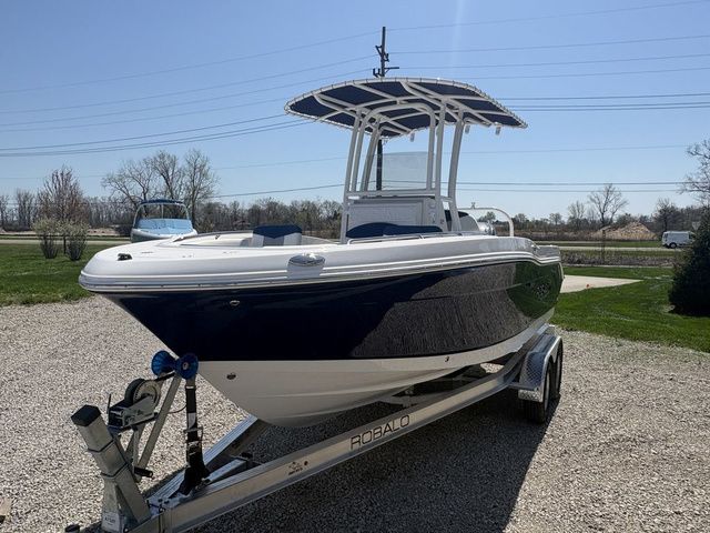 2026 Robalo R202 Explorer - 2
