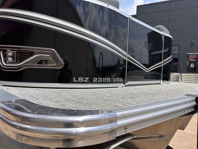 2025 Avalon LSZ Versatile Rear Bench 23 FT - 3