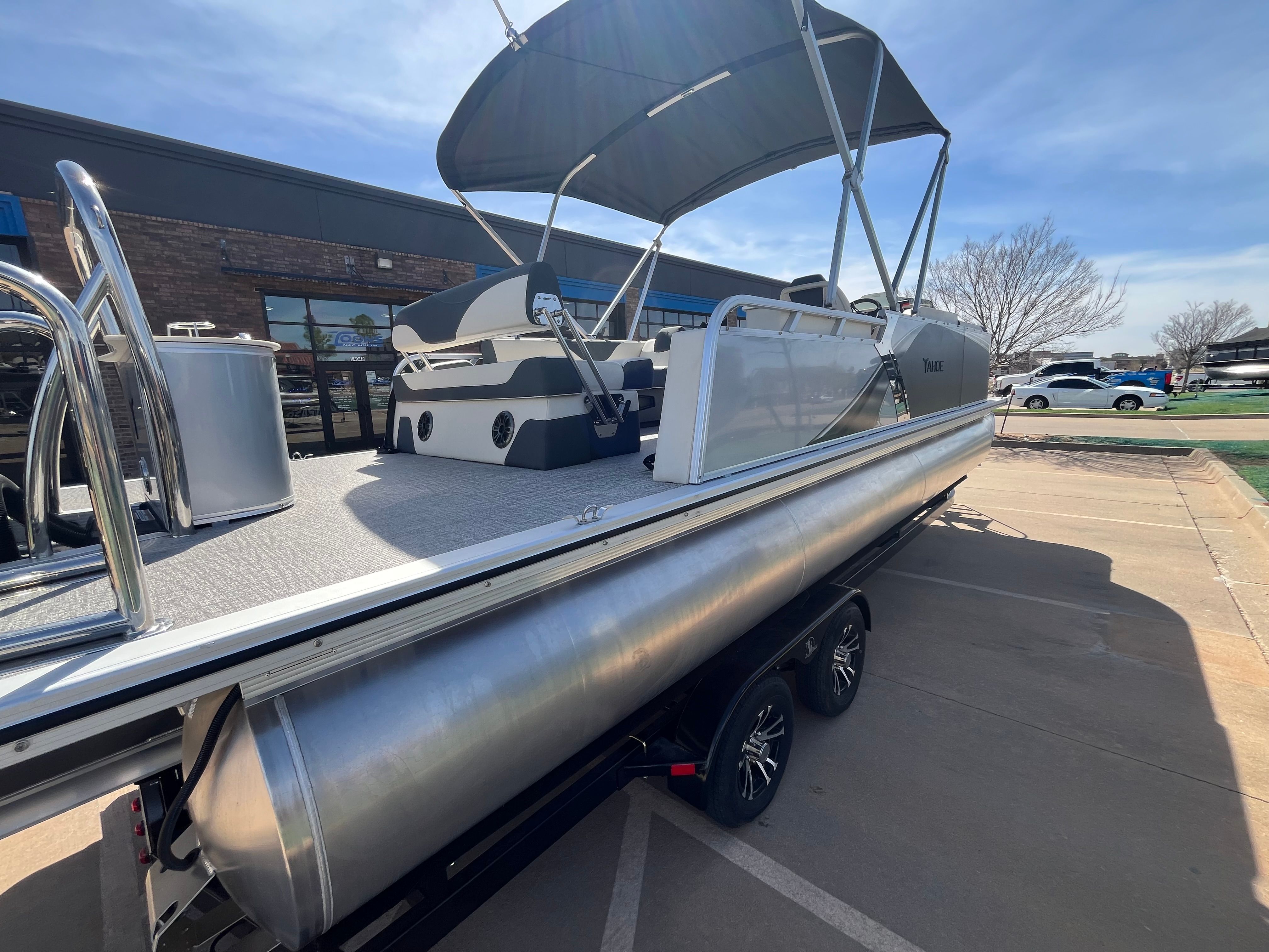 2026 Tahoe 2385 LTZ Cruise pontoon boat on trailer.