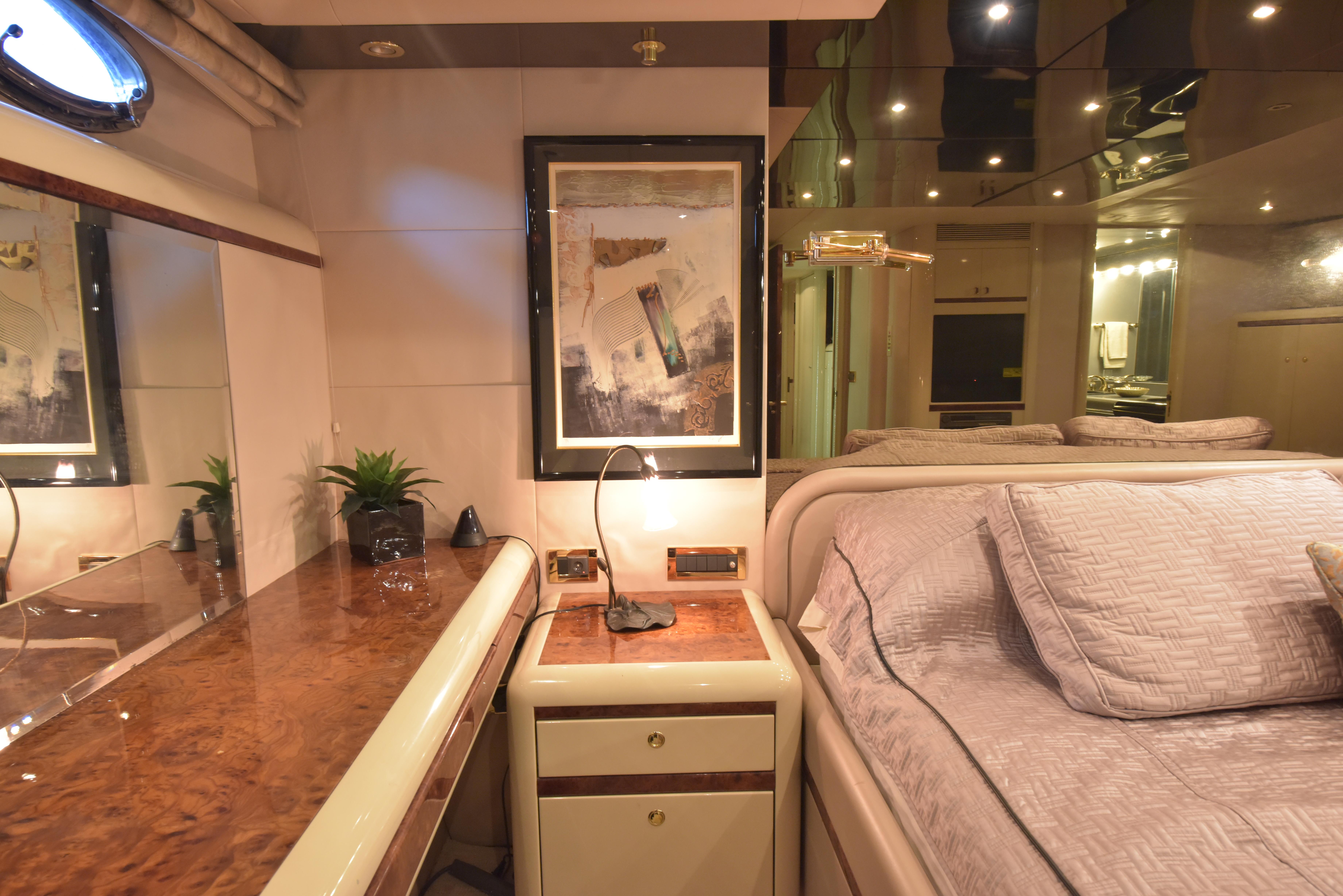 1994 Lazzara 76 Lazzara motor yacht - 83
