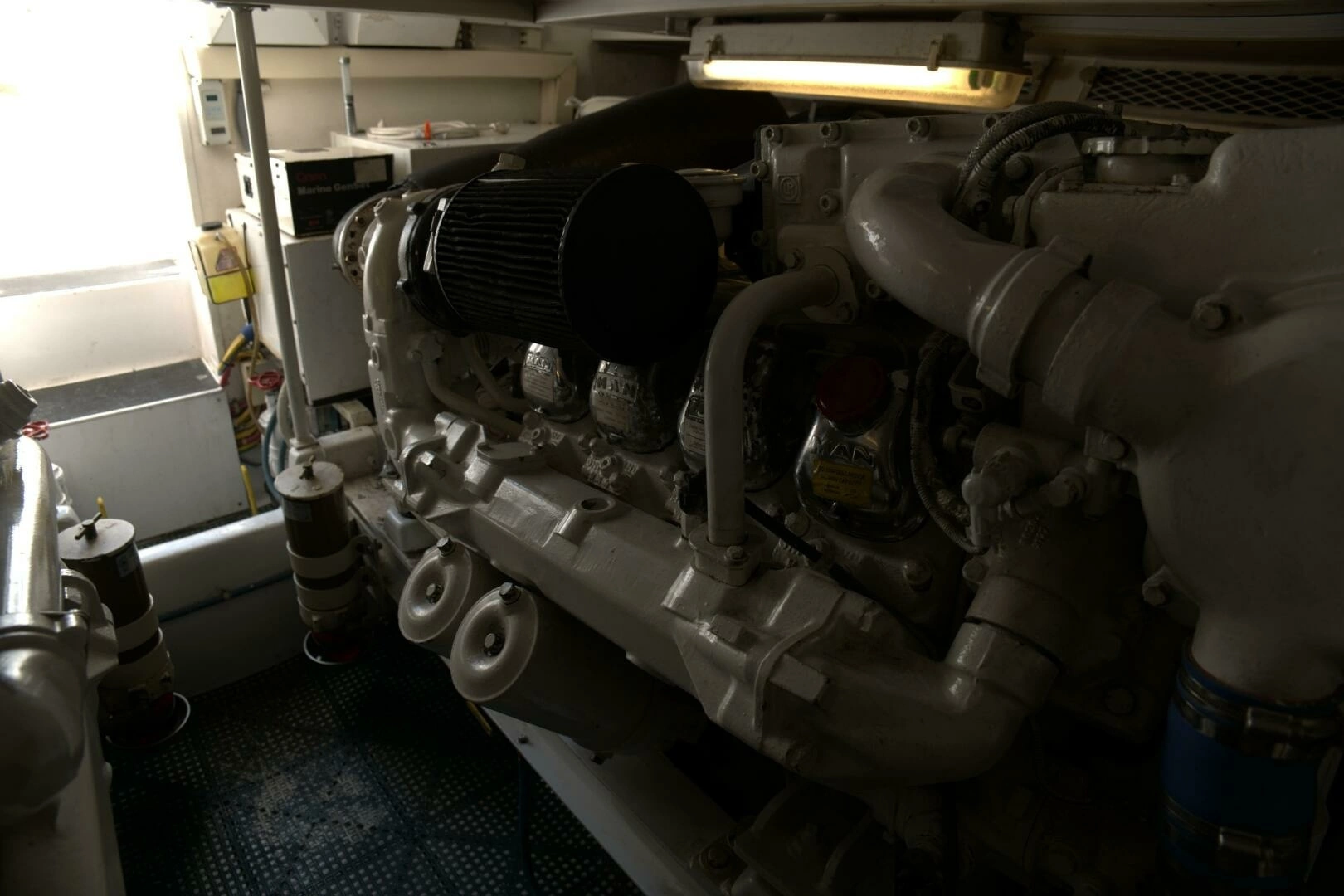 2002 Viking 43 Open - Image 43