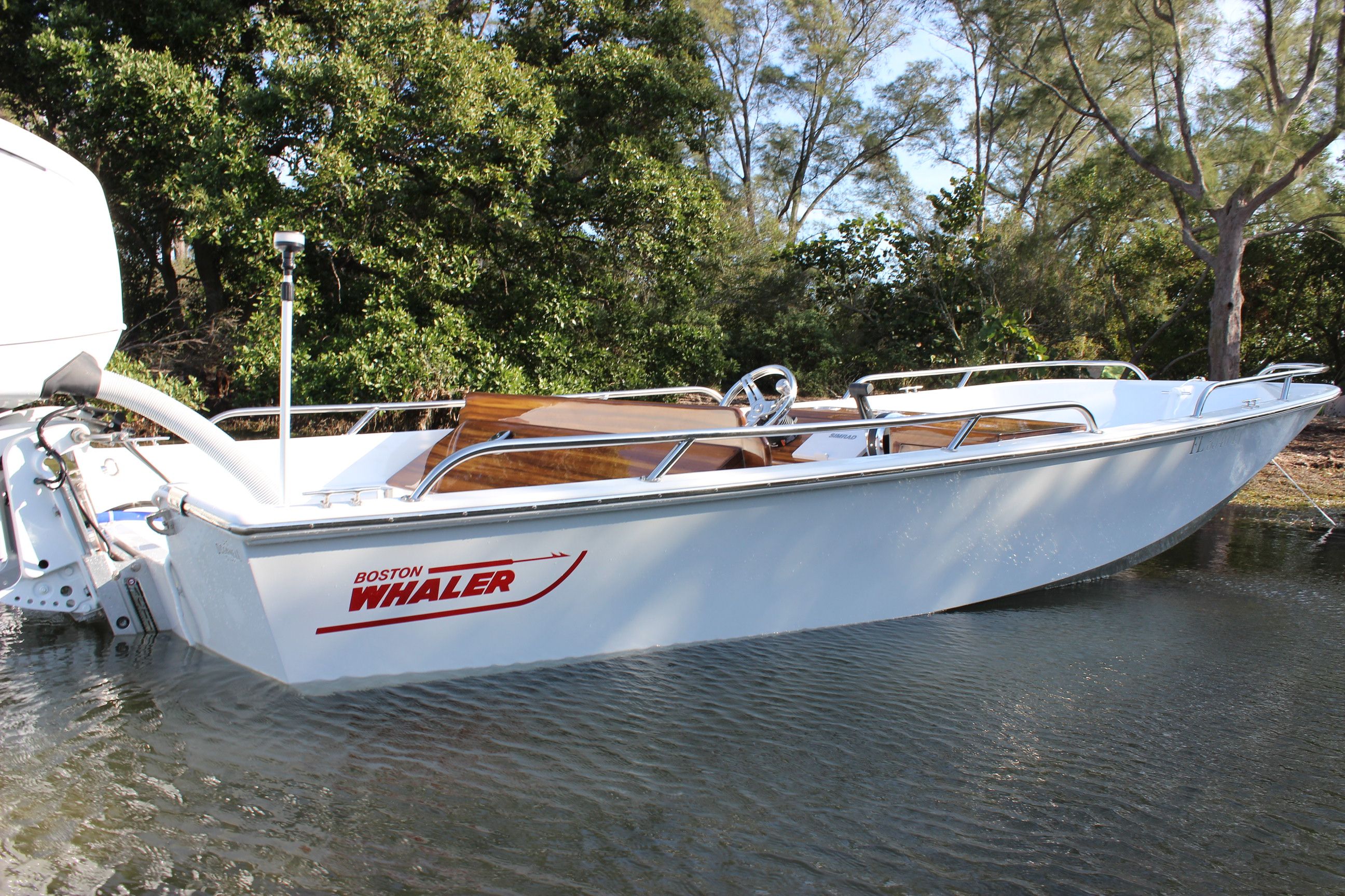 1986 Boston Whaler 17 Montauk - 12