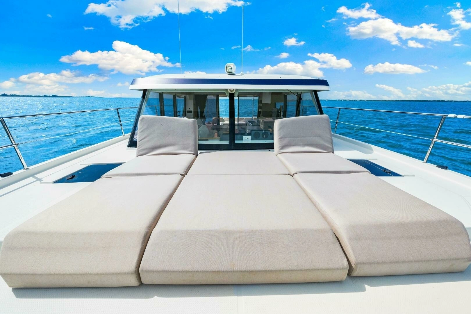 2021 Fountaine Pajot MY4.S - Image 5