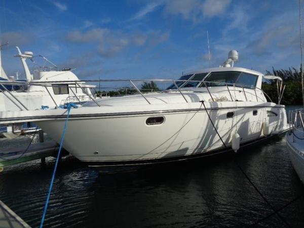 2004 Tiara Yachts 4400 Sovran - 97