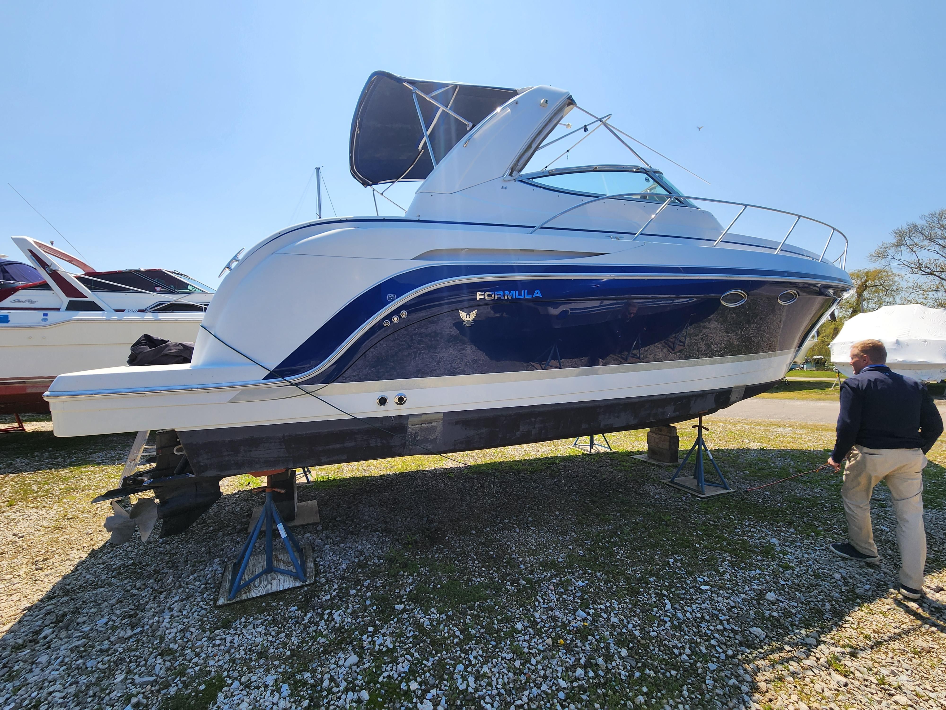 2004 Formula 34 Performance Cruiser - 2