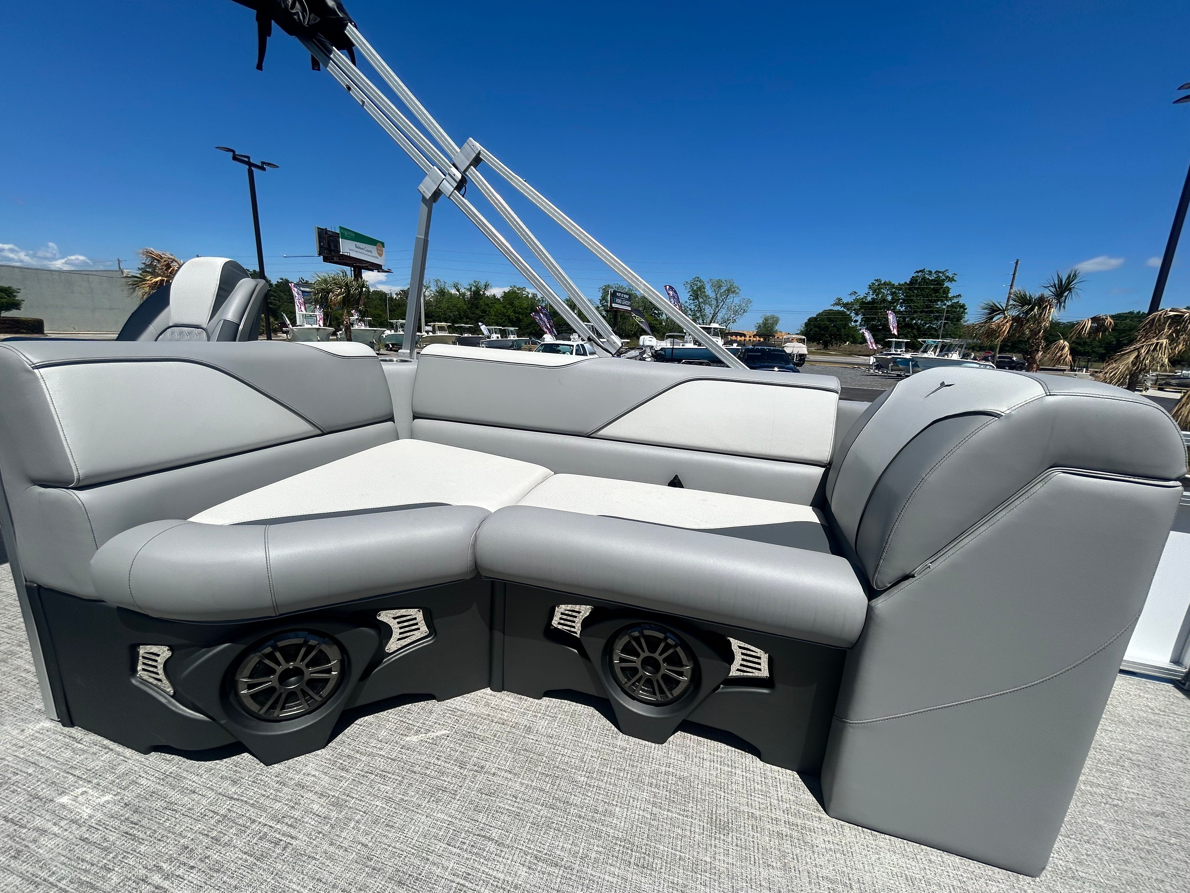2025 Tahoe SPT FNC23T - 16