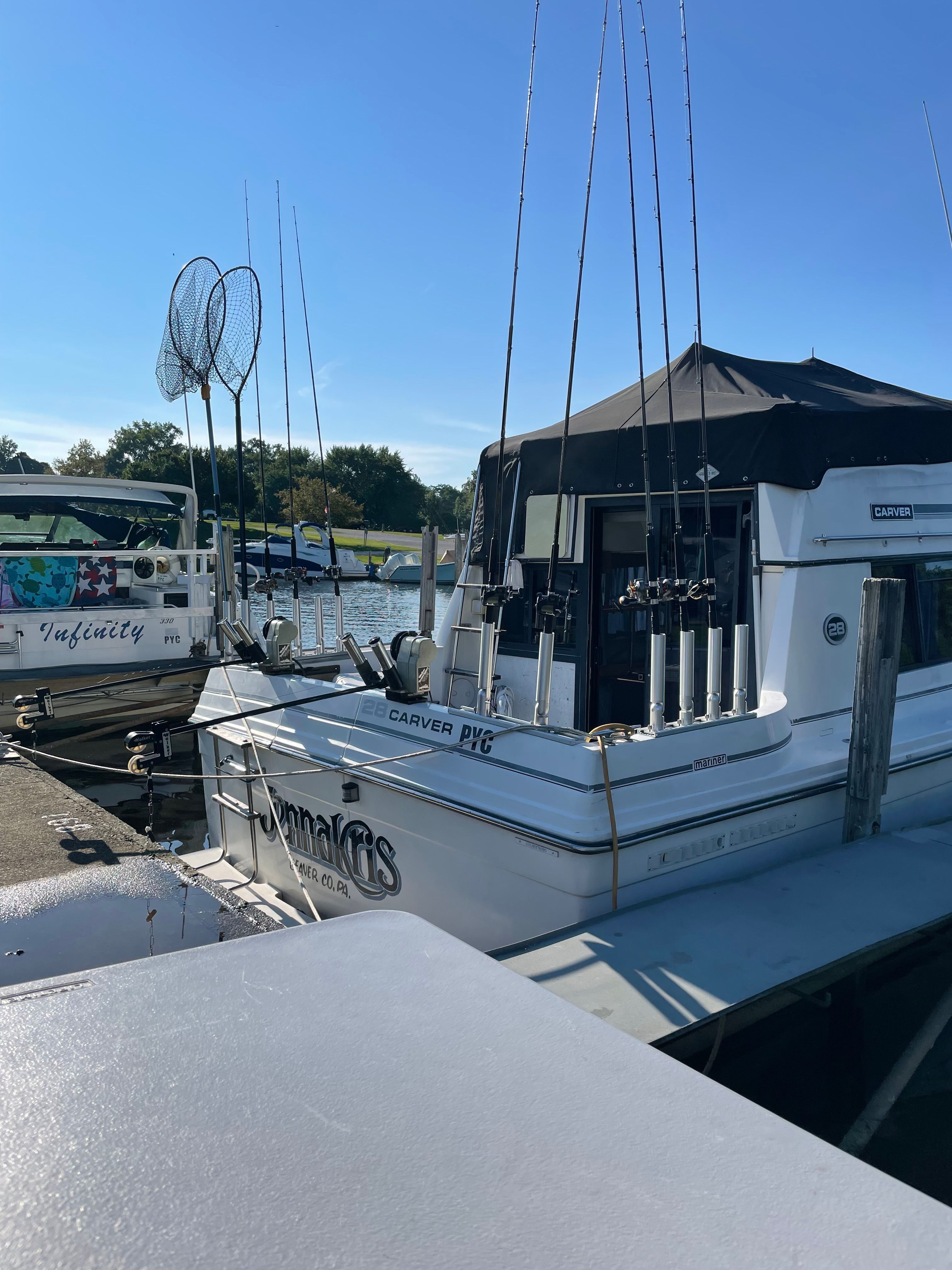 1990 Carver 28 Mariner / Voyager - 4