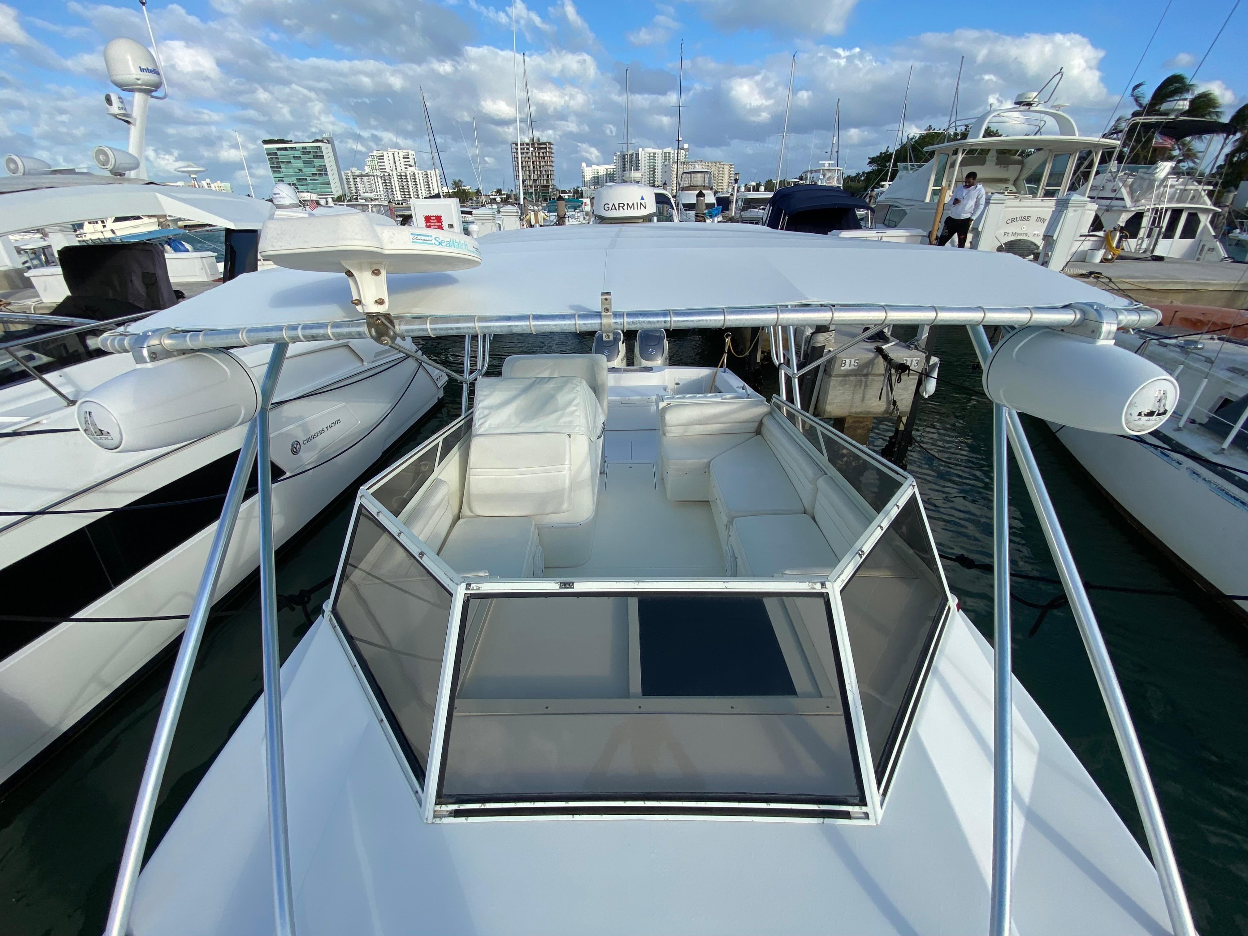 1998 Contender 35 Express Side Console - 76