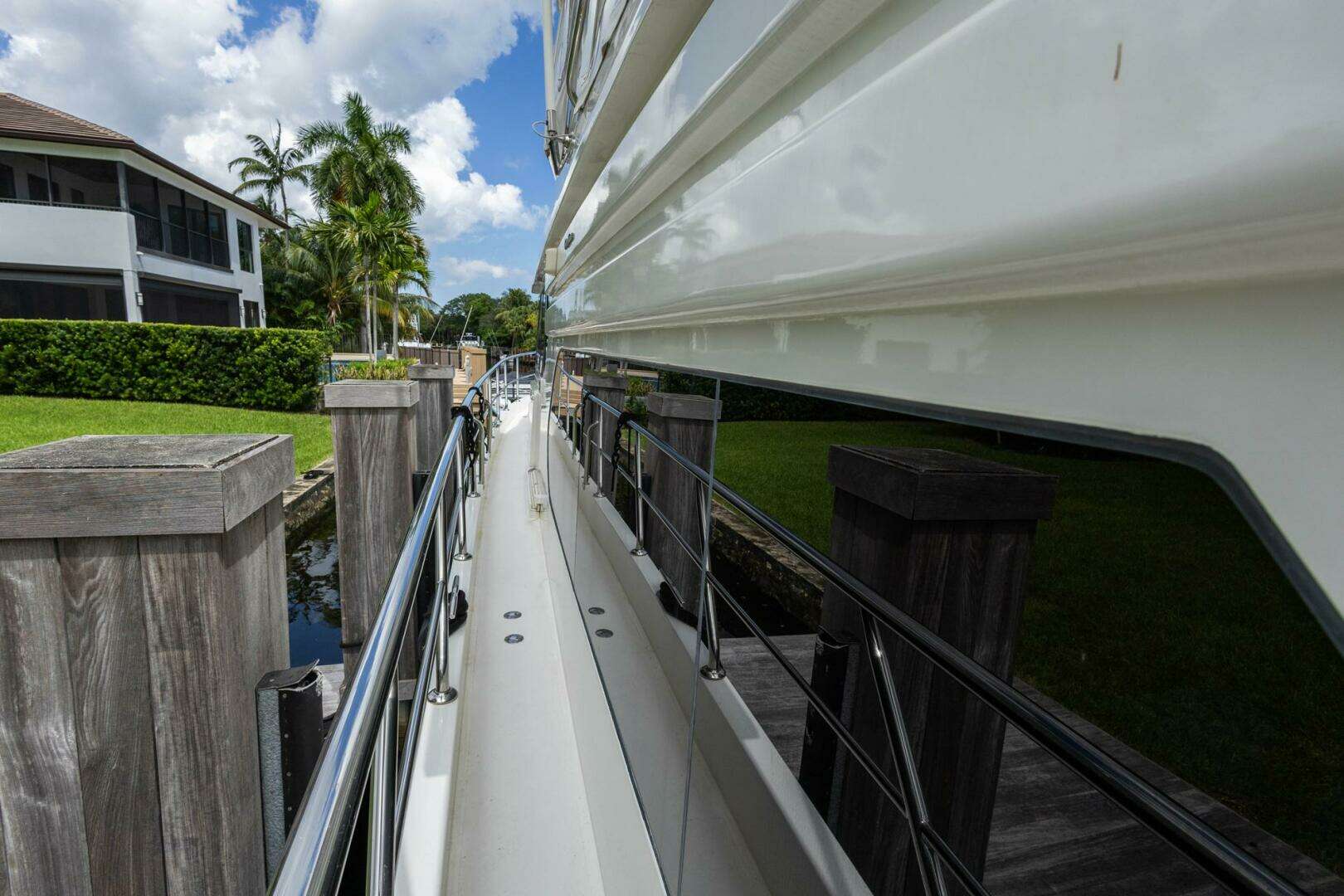 2005 Ocean Alexander Raised Pilothouse Flybridge Sedan - Image 42