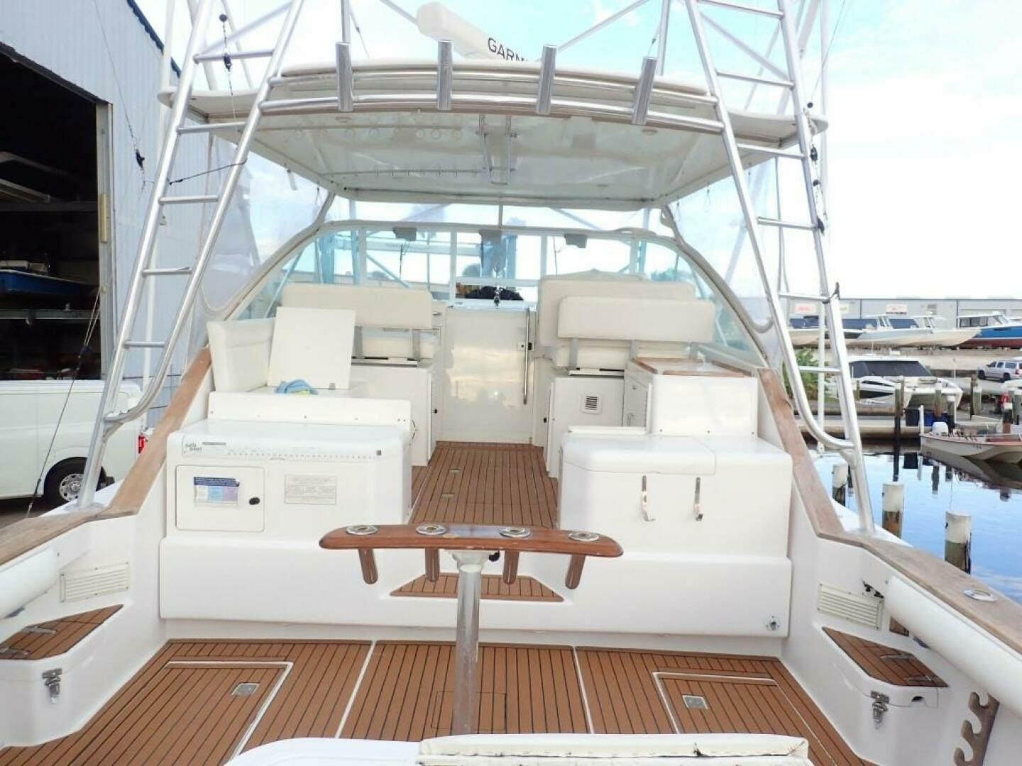 2000 Cabo 35 Express - Image 4