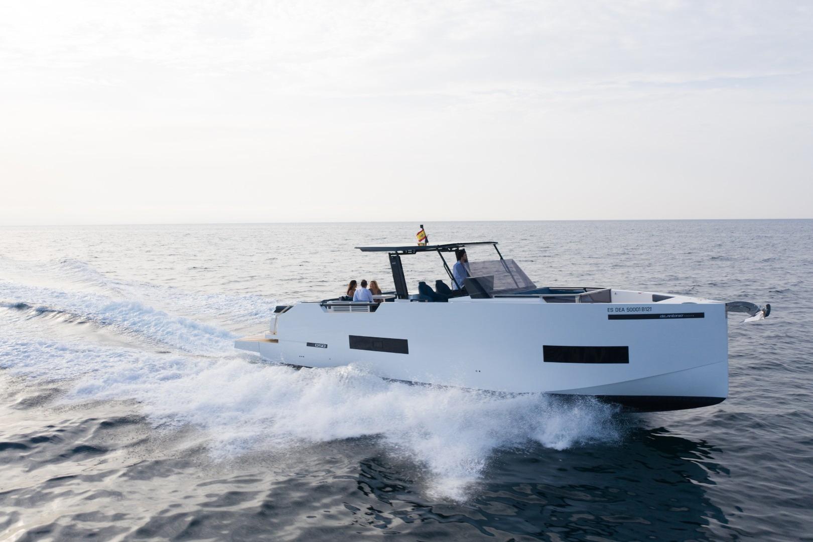 2026 De Antonio Yachts 50 Open