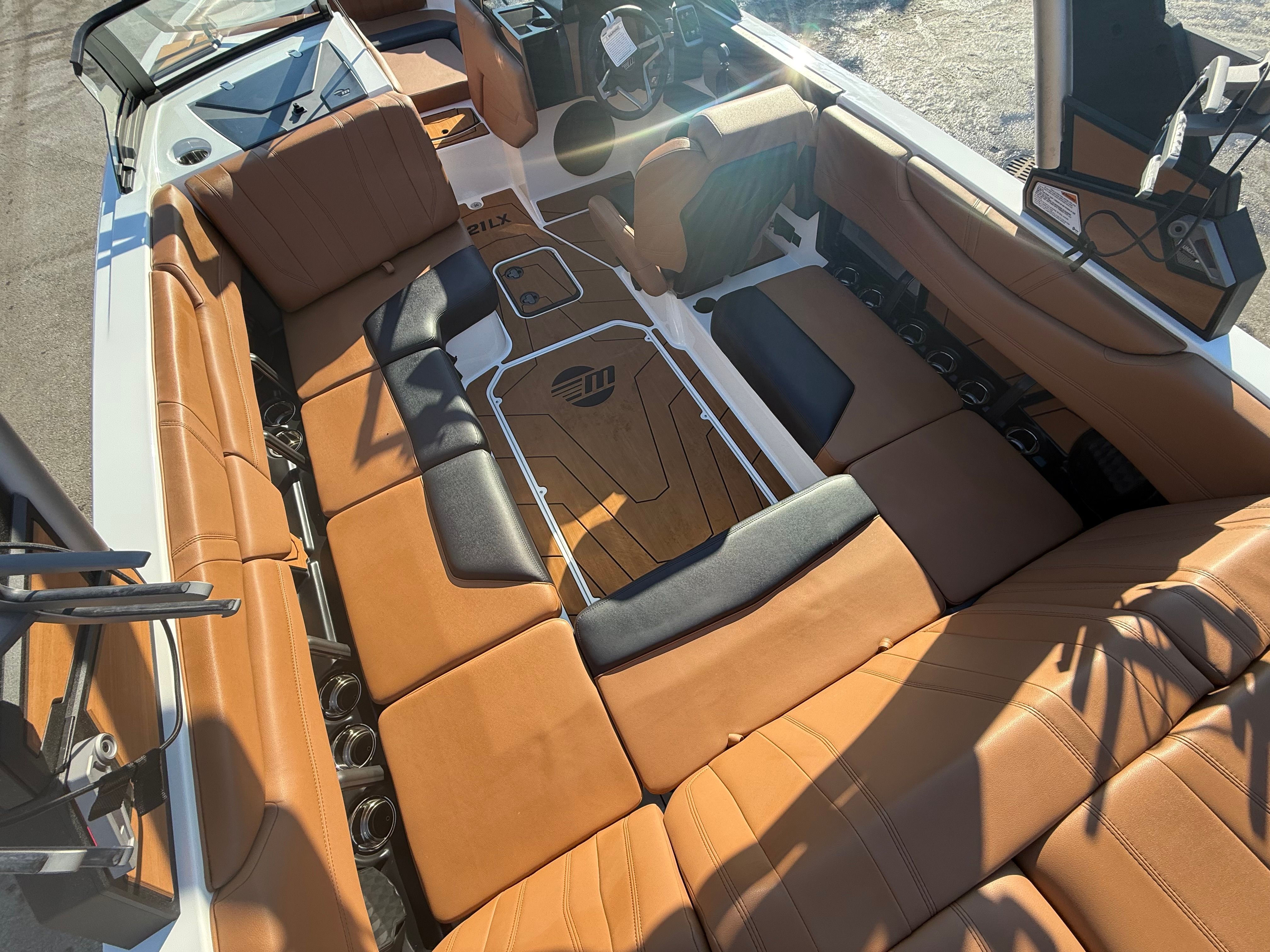 2026 Malibu Wakesetter 21 LX - 26