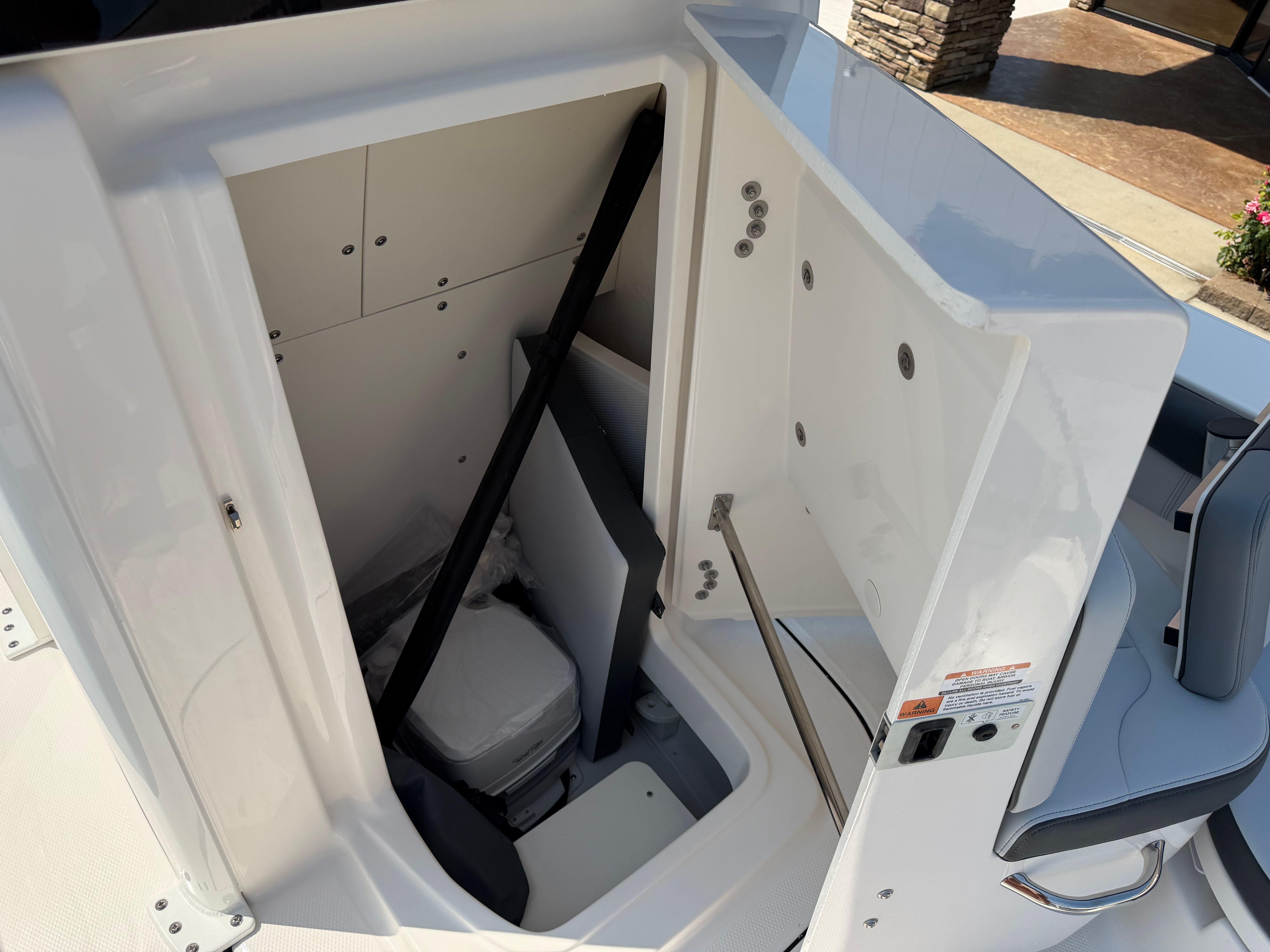 2026 ROBALO 246 CAYMAN - Image 14
